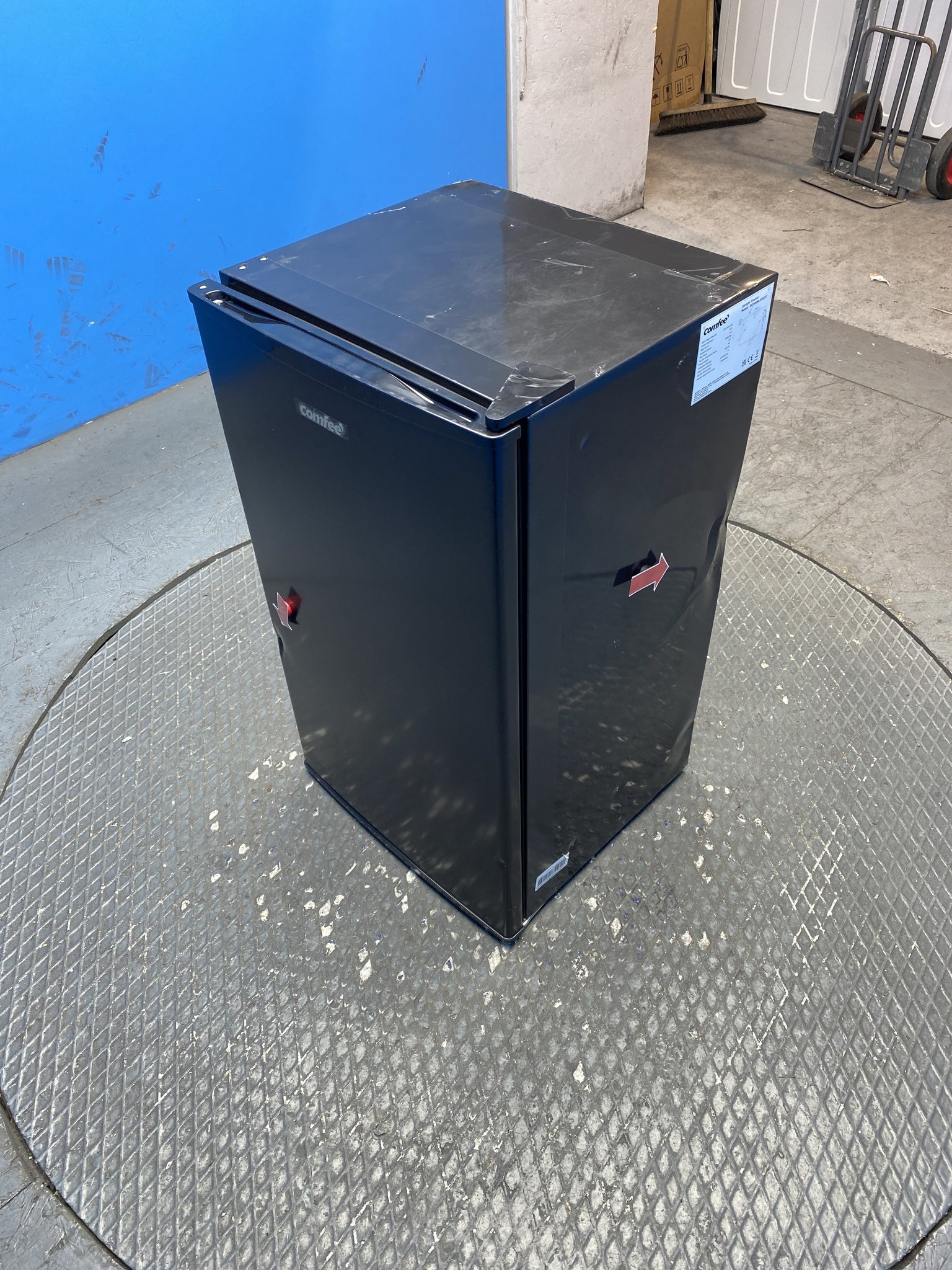 COMFEE RCU60BL2UK(E) 60L Under Counter Freezer