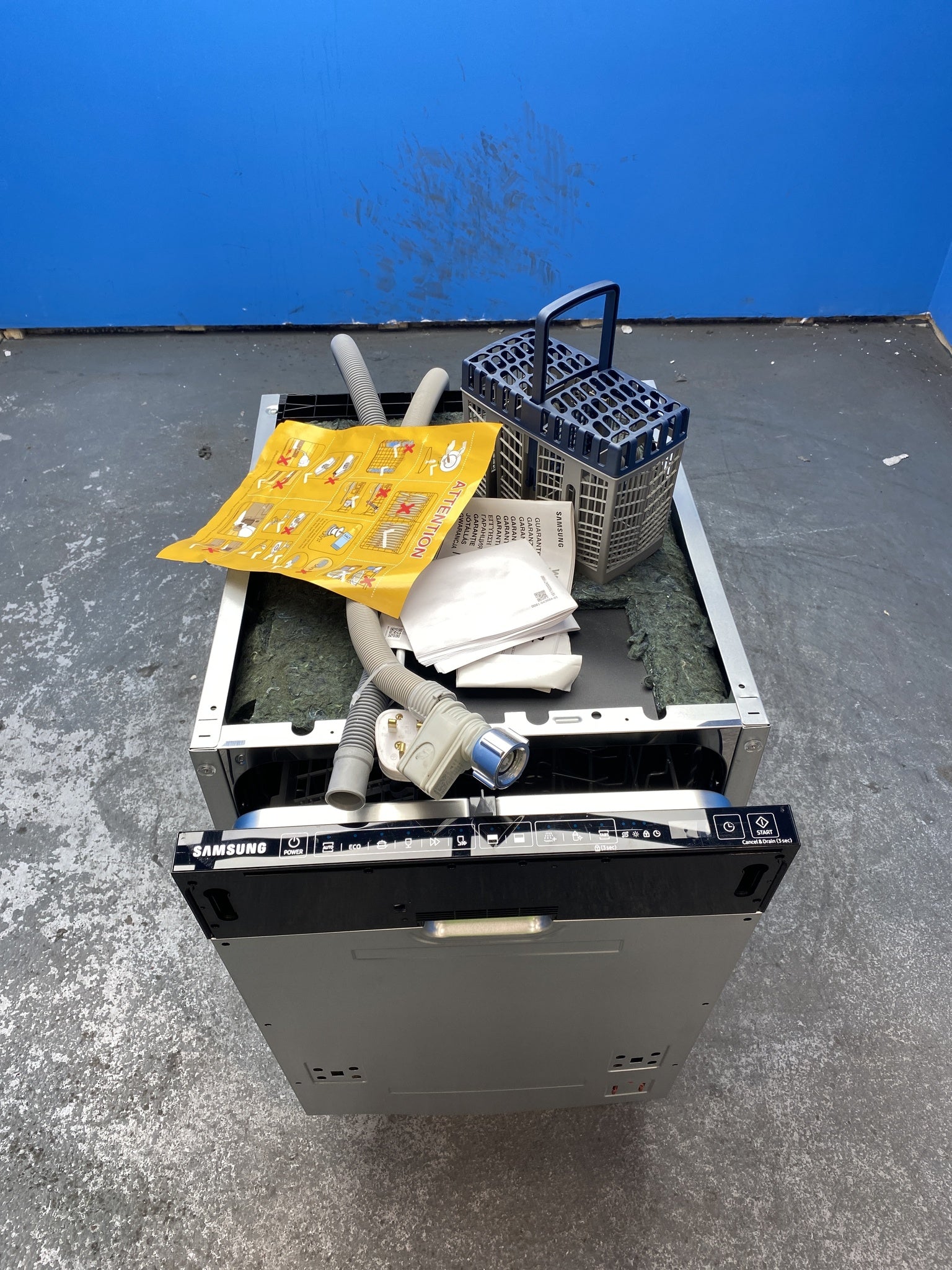 #GRC-152-459 - Samsung Series 5 DW50DG430B00EU Slimline 9 Place Integrated Dishwasher