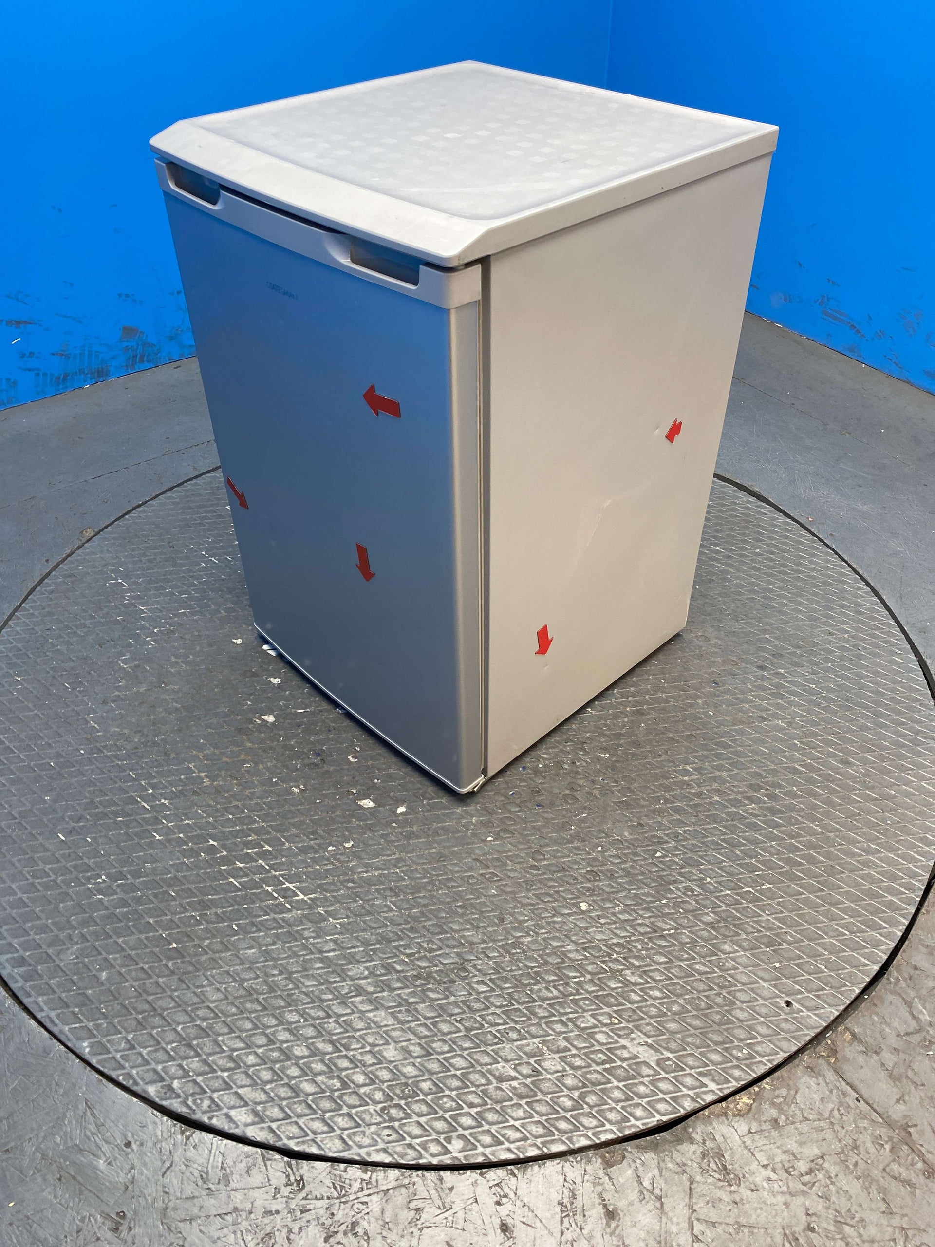 Statesman L255S 113 Litre 55cm Under Counter Fridge