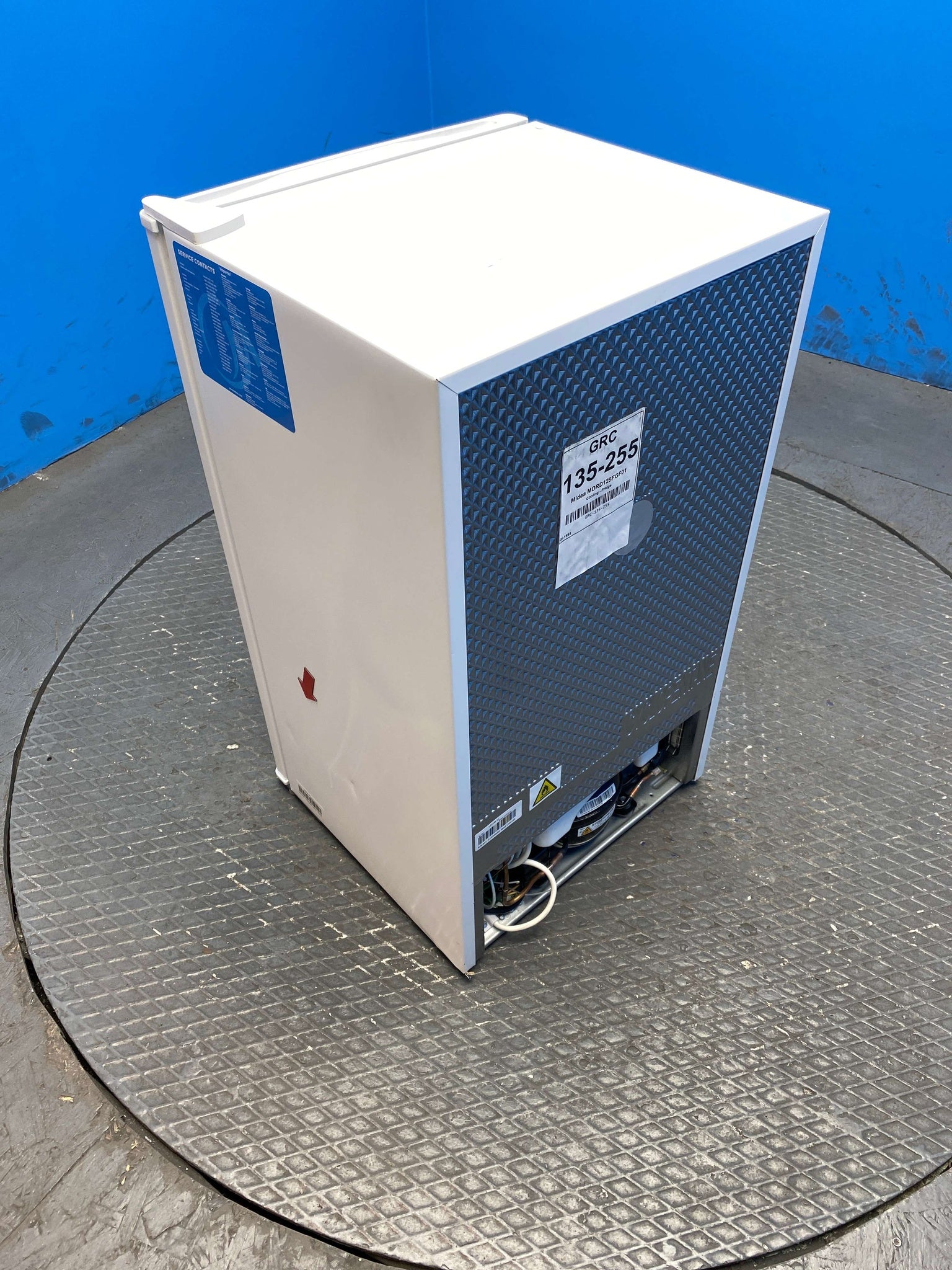 Midea MDRD125FGF01 80 Litre Under Counter Fridge