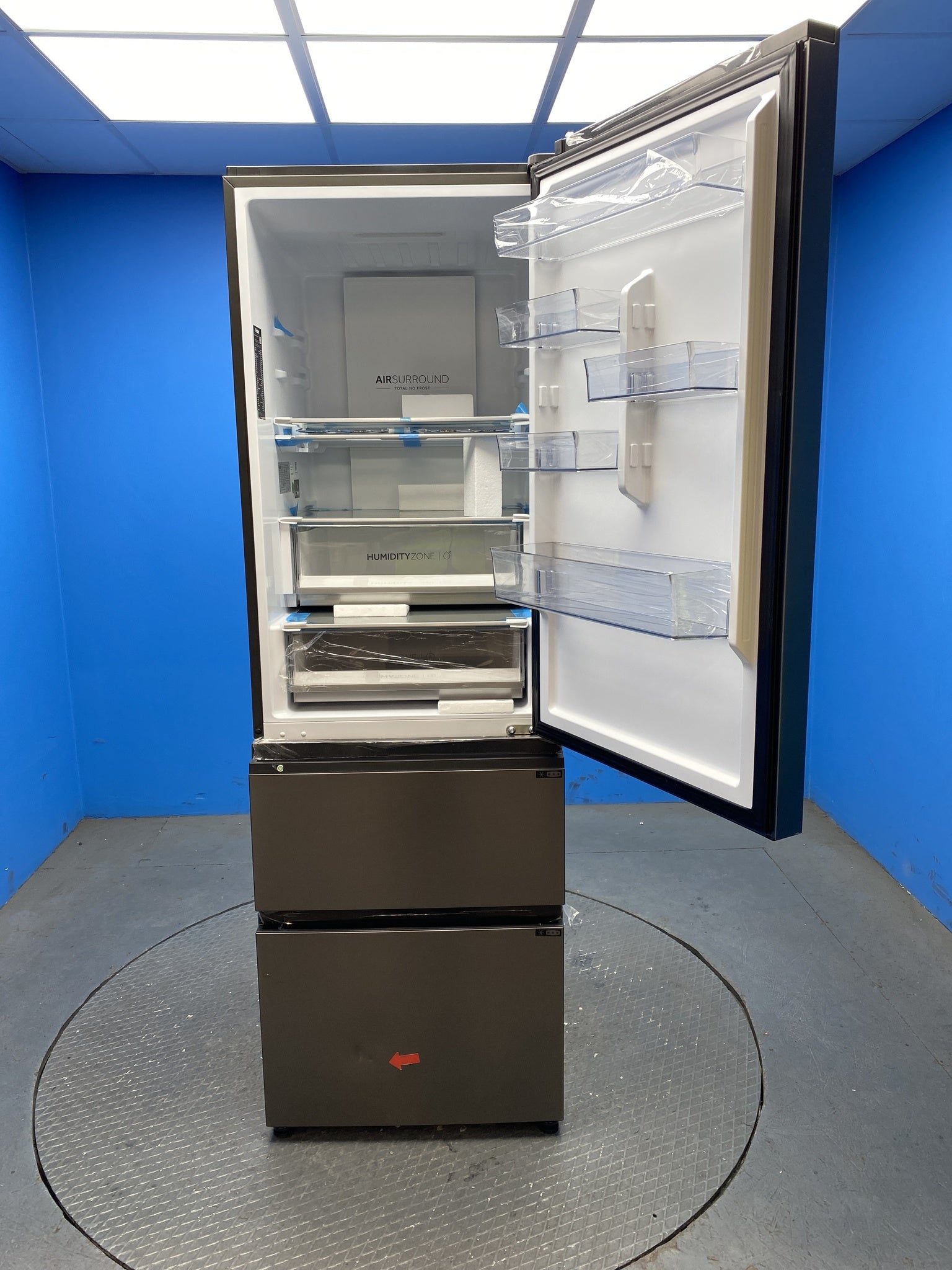Haier HTW5618ENMP 3D 60 Series 5 Fridge Freezer