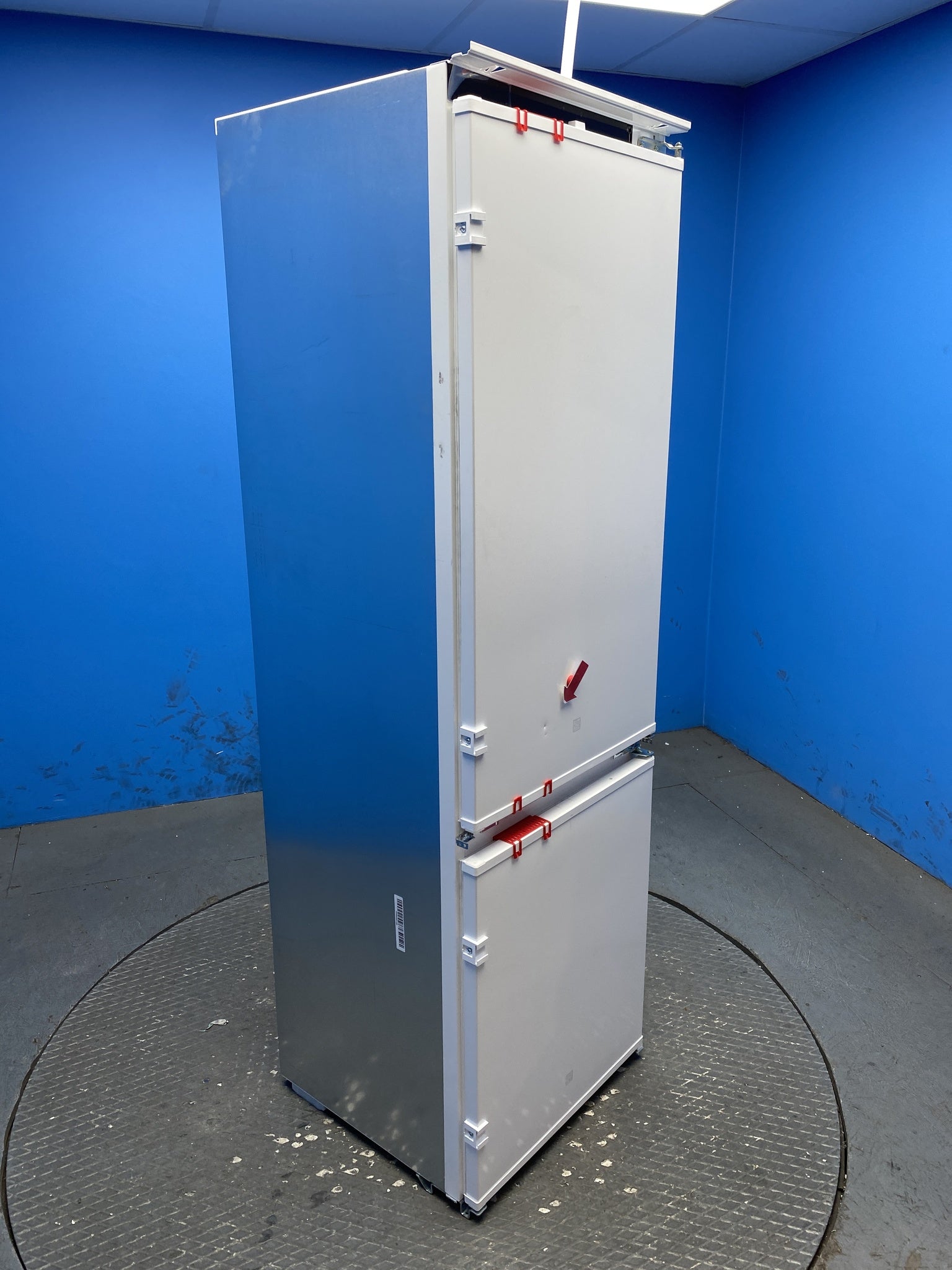 AEG 8000 Series TSC8M181CS 248 Litre No frost Fridge Freezer