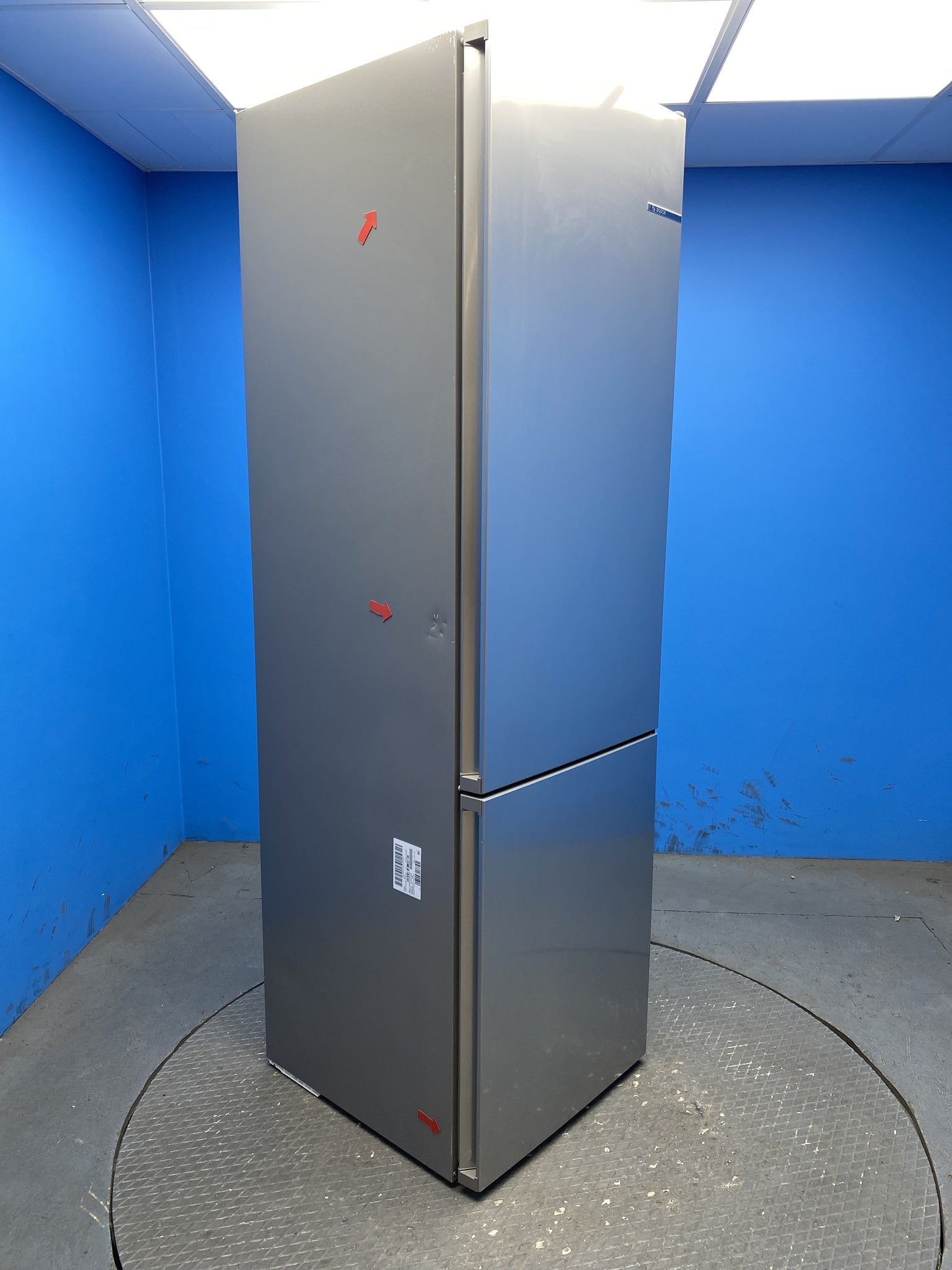 Bosch 363L Freestanding Frost Free Fridge Freezer Silver