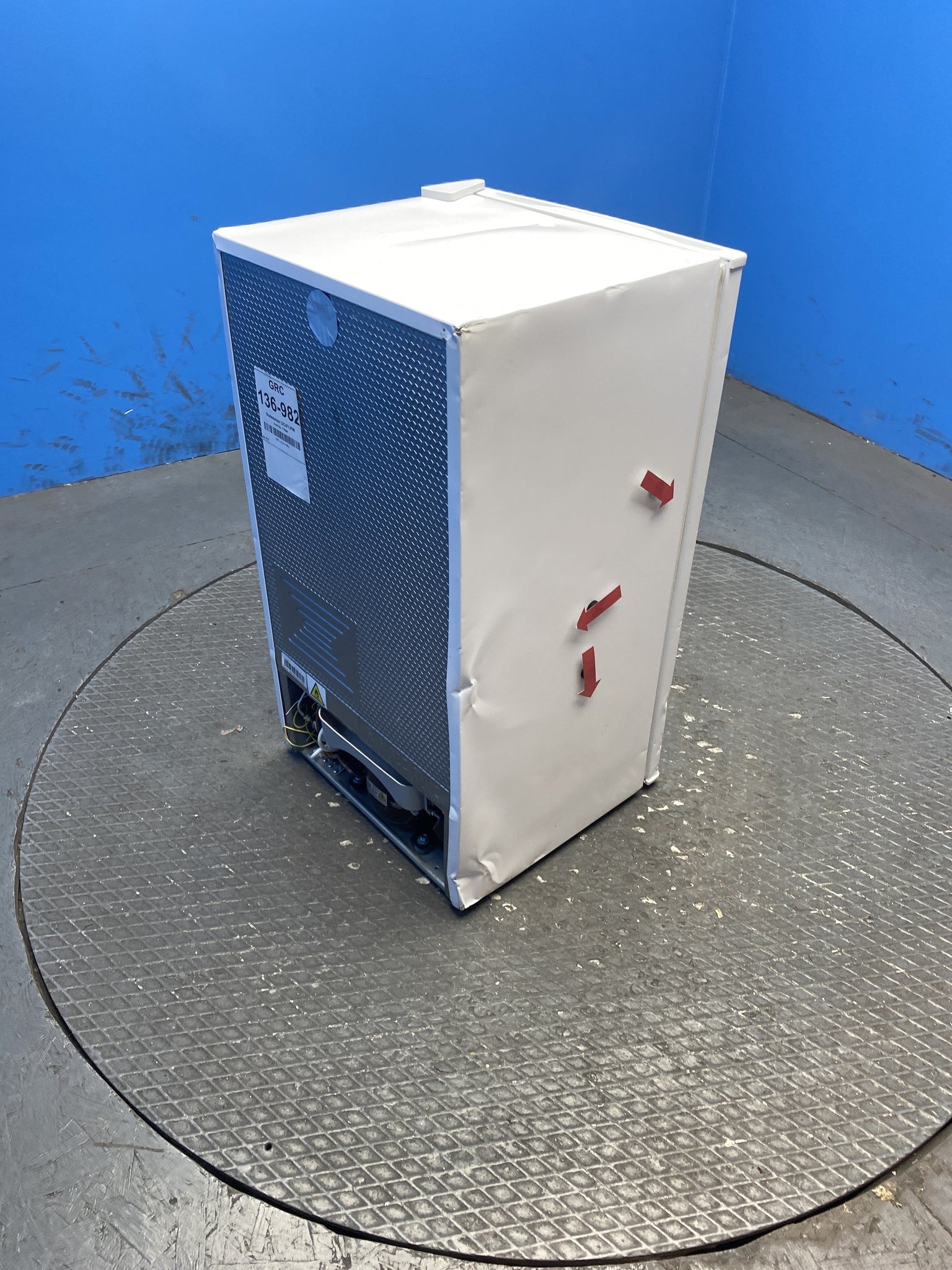 Statesman UC47LFW 93 Litres Under Counter Fridge