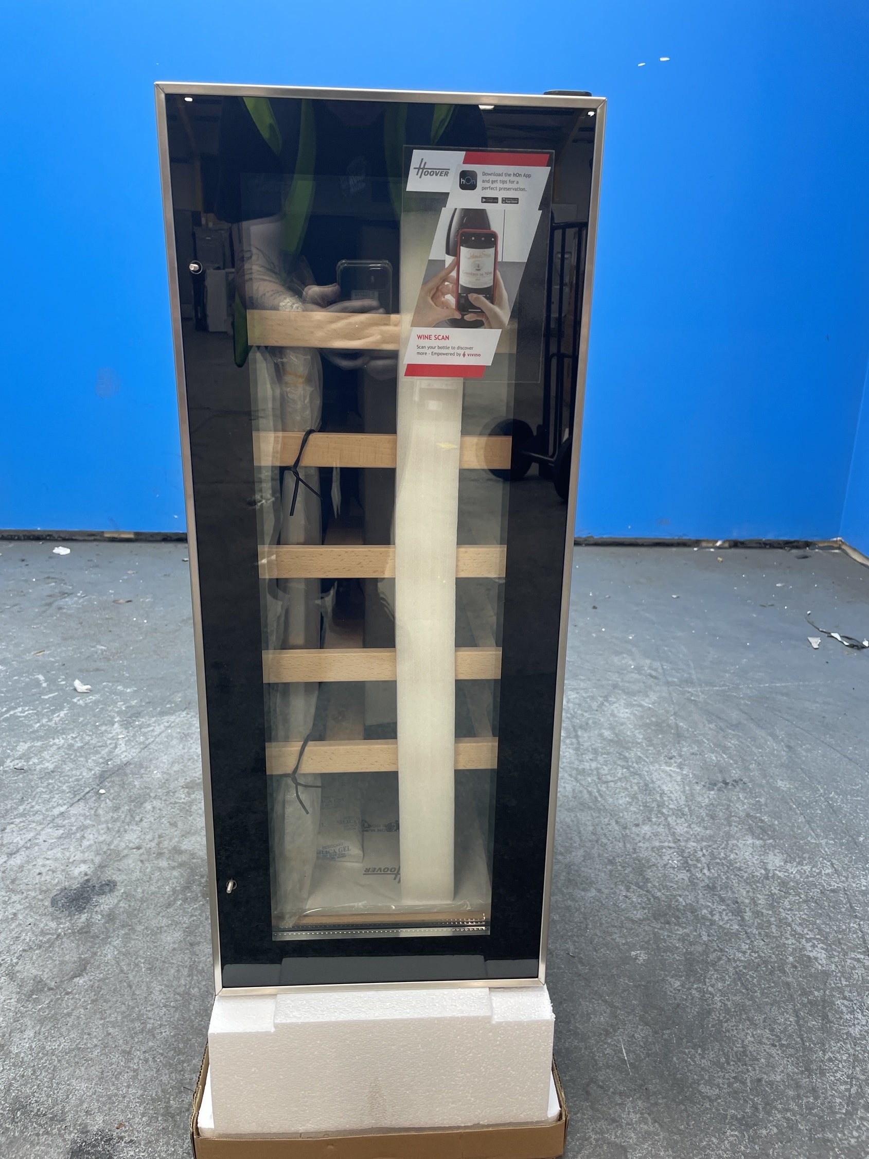 #GRC-159-259 - Hoover HWCB30UK/N 20 Bottles Wine Cooler
