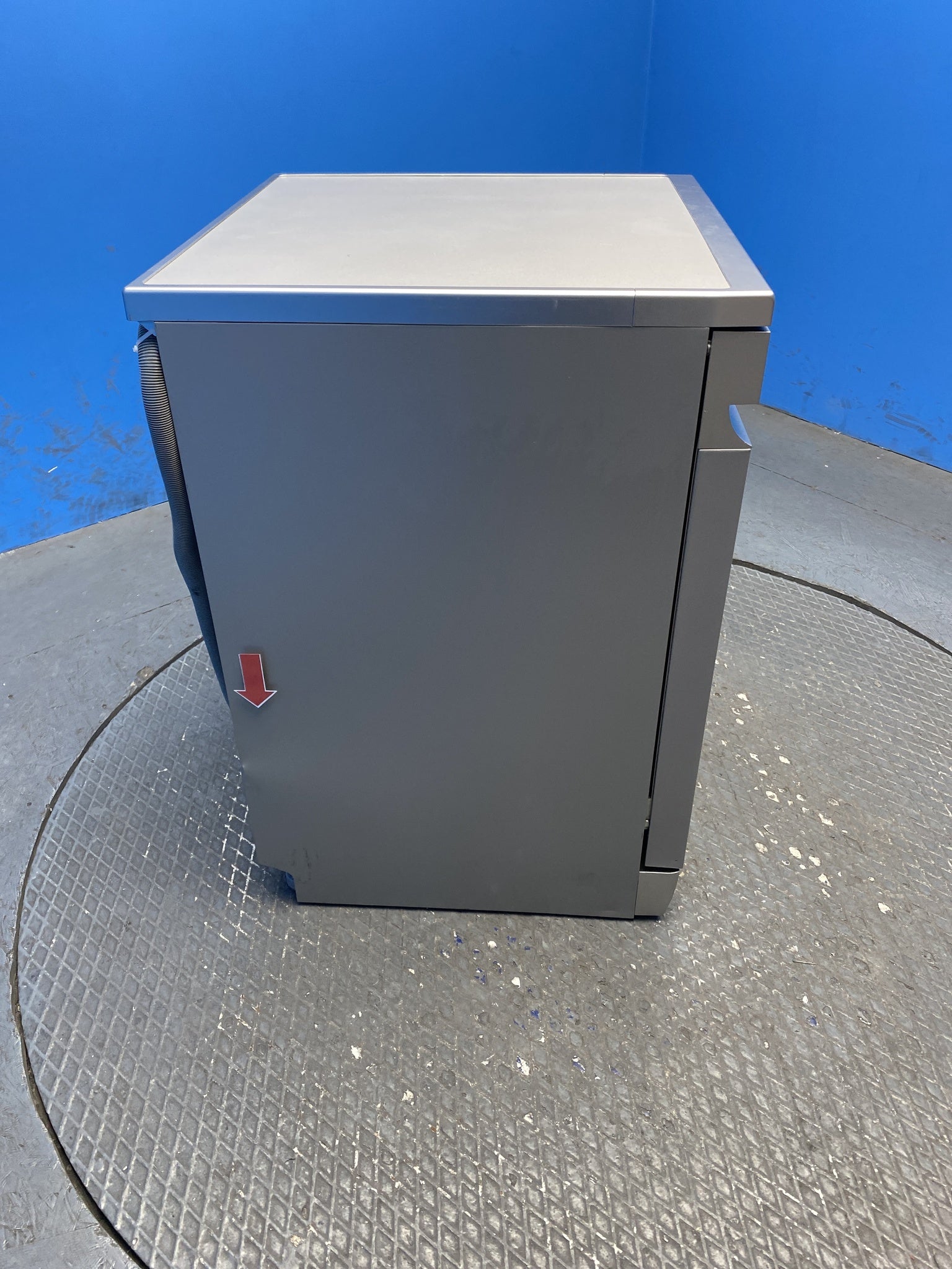 Midea MDWPF1233CS 12 Place Setting Dishwasher