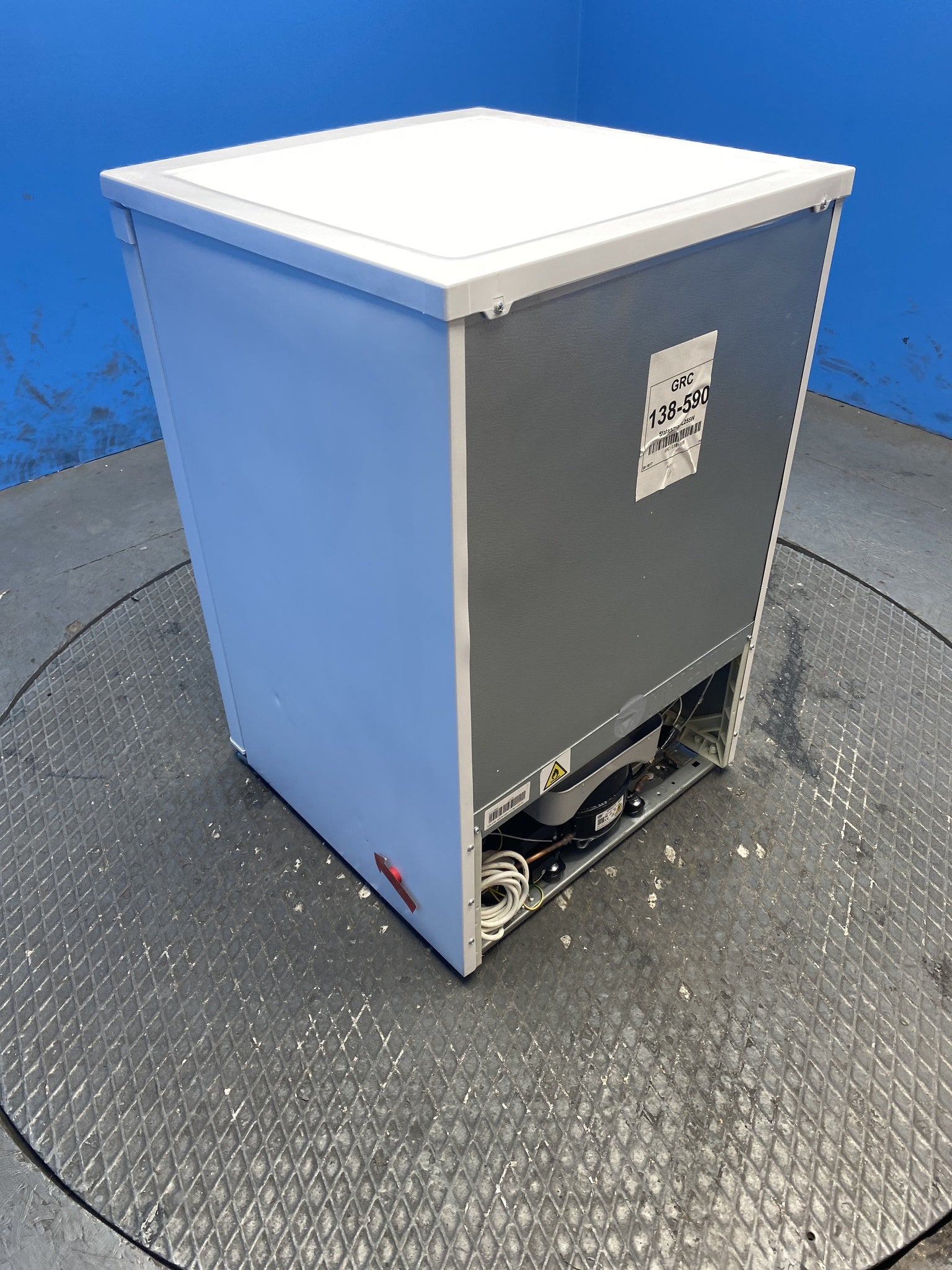 Statesman L255W 113 Litre 55cm Under Counter Fridge