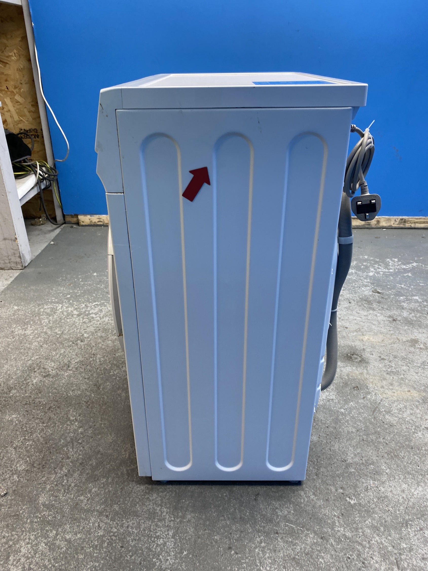 #GRC-156-776 - Midea MF100W70 7kg 1200 Spin Washing Machine