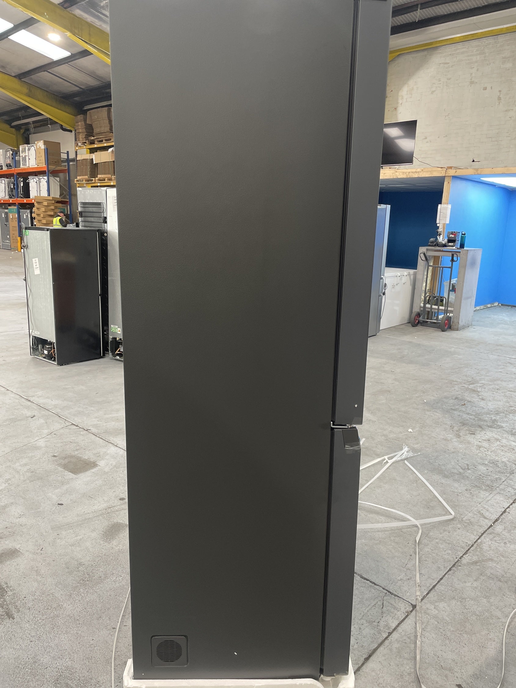 #GRC-157-890 - Haier HCR5919ENMB American Style Series 5 528 Litre Fridge Freezer