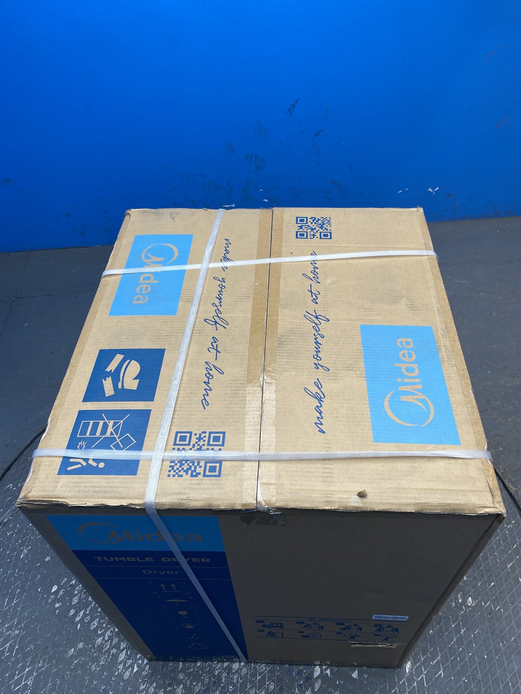#GRC-158-855 - Midea MD200H80WB/W-UK 8kg Smart Sensor Heat Pump Tumble Dryer