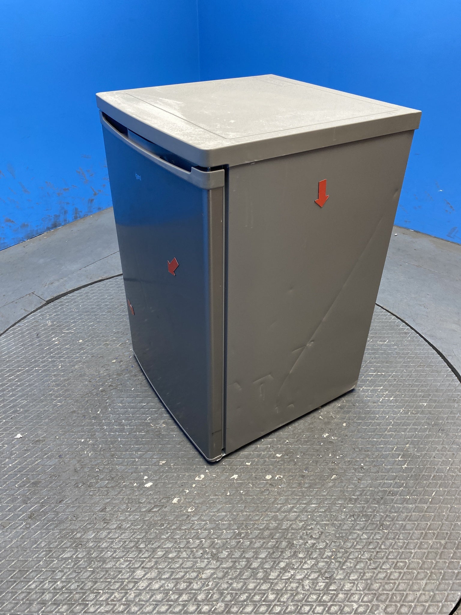 Igenix IG255X 136 Litre Undercounter Fridge