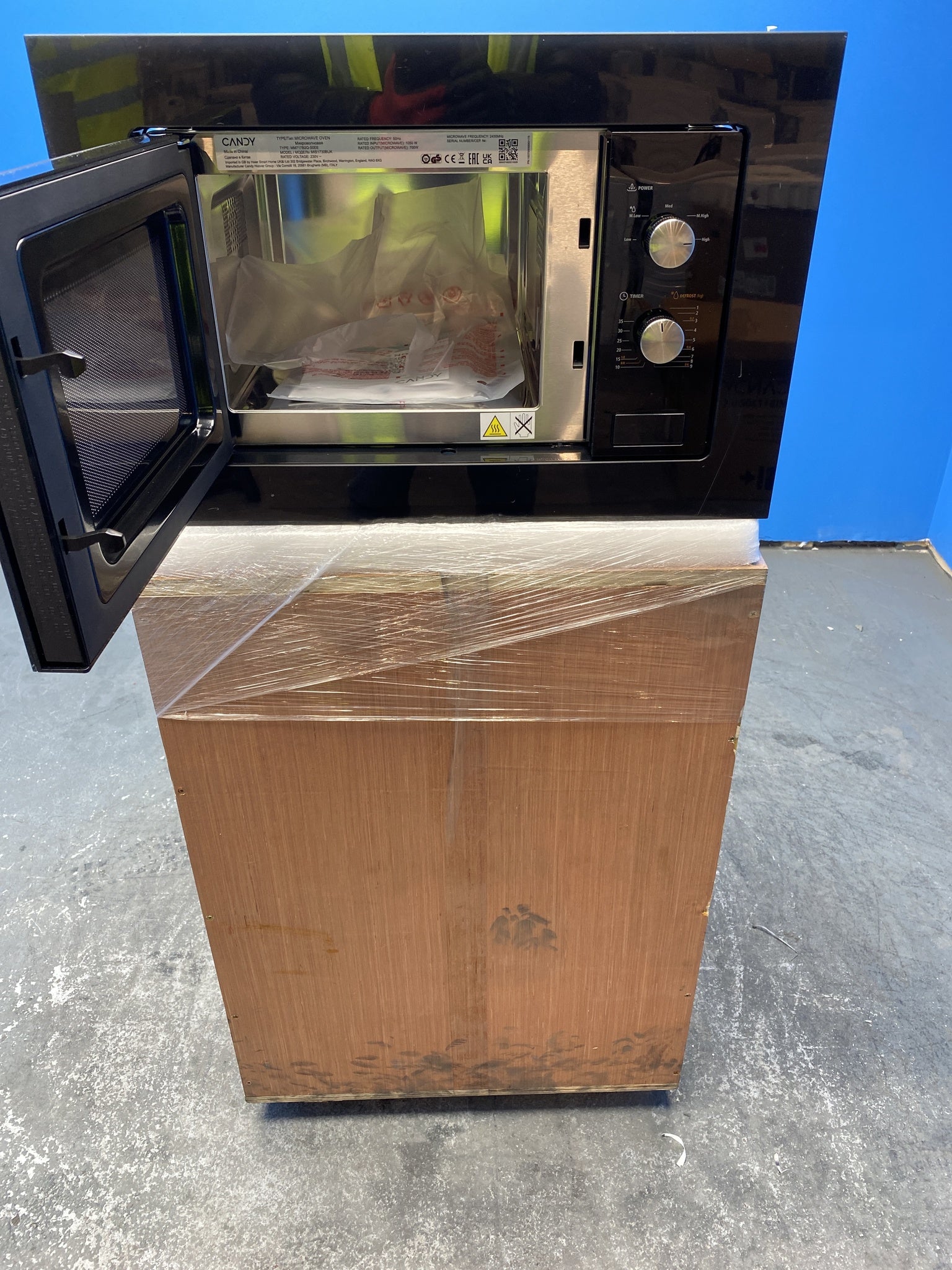 Candy MIS1730BUK 1000W Built-in 17L Microwave