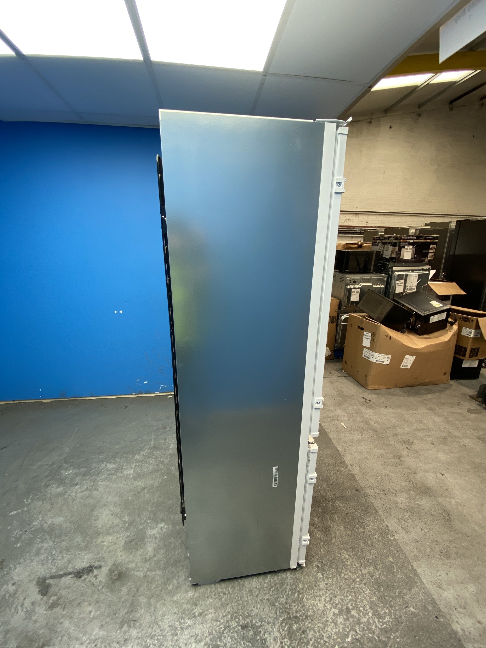 #GRC-155-974 - Electrolux LNS5LE18S 70/30 Integrated Low Frost Fridge Freezer