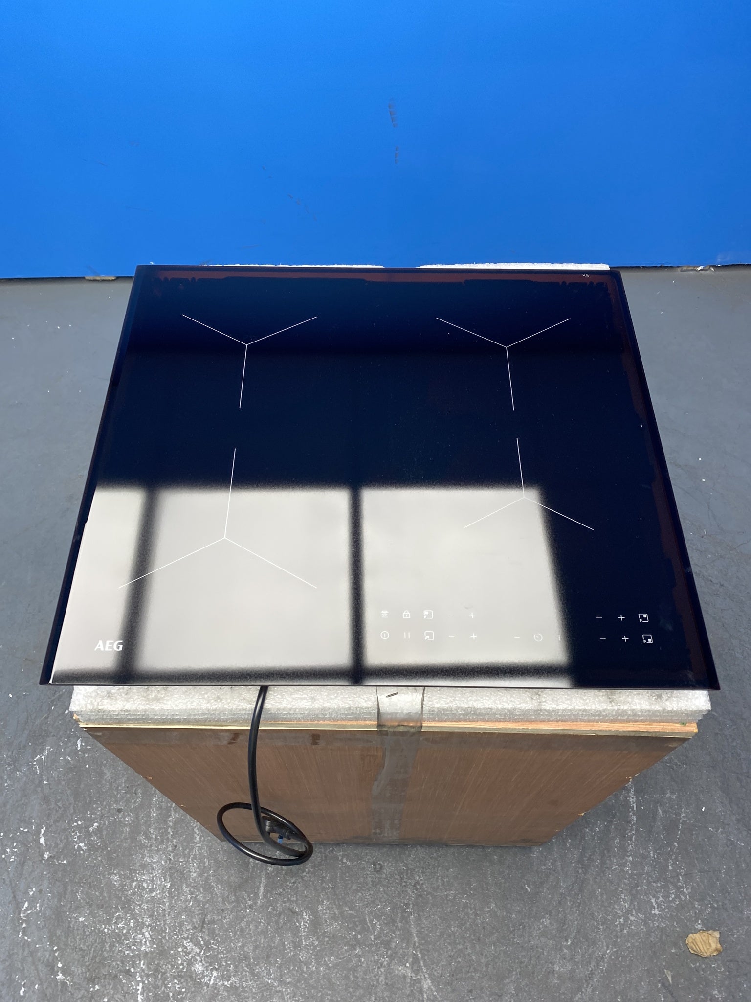 AEG 5000 Series TN64IA04FB 60cm PowerBoost 4-Zone Induction Hob