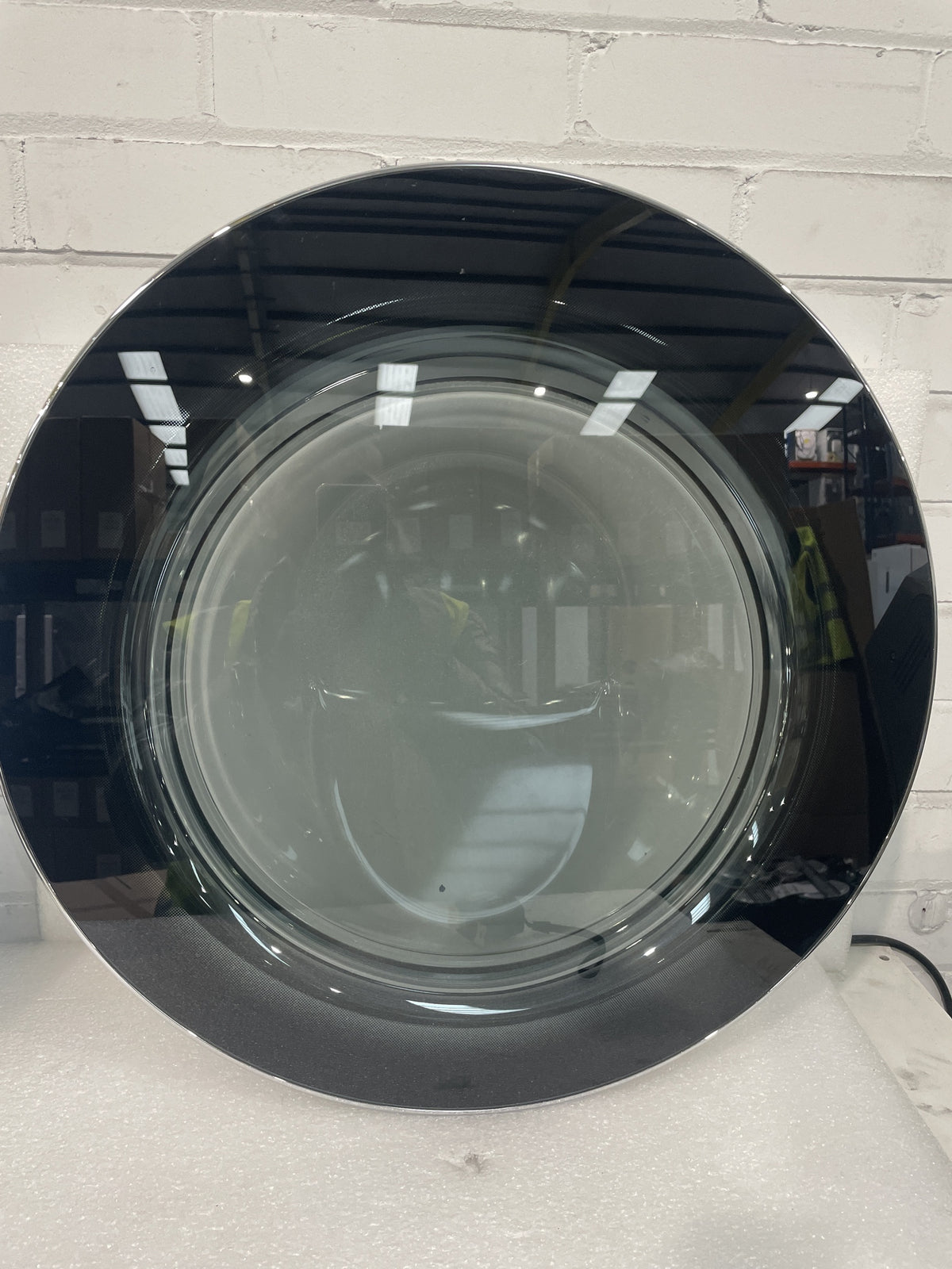 #GRC-156-569 - LG FWV917BTSE Washing Machine Door