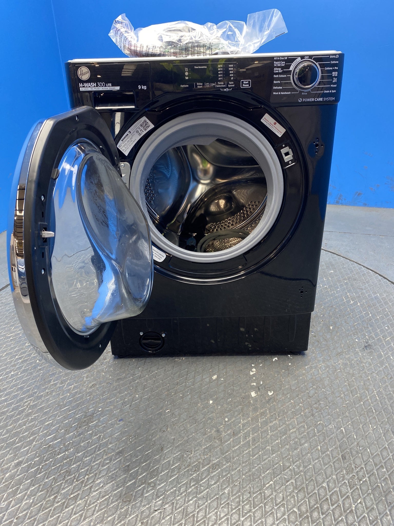 Hoover HBWS49D3ACBE Integrated 9kg 1400 Spin Washing Machine