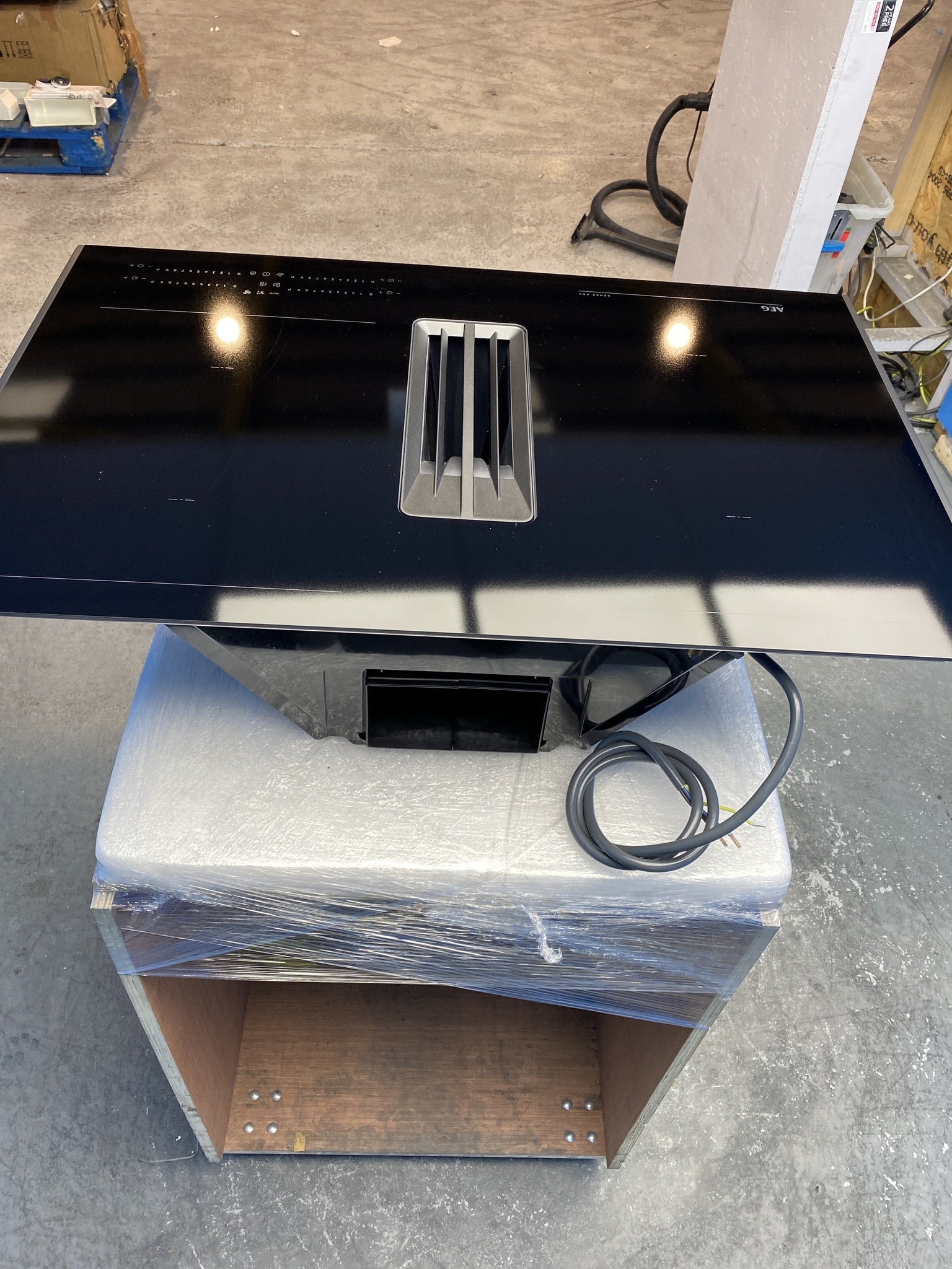 #GRC-139-514 - AEG NCH84C23AB 80cm 7000 SenseFry Vented Induction Hob