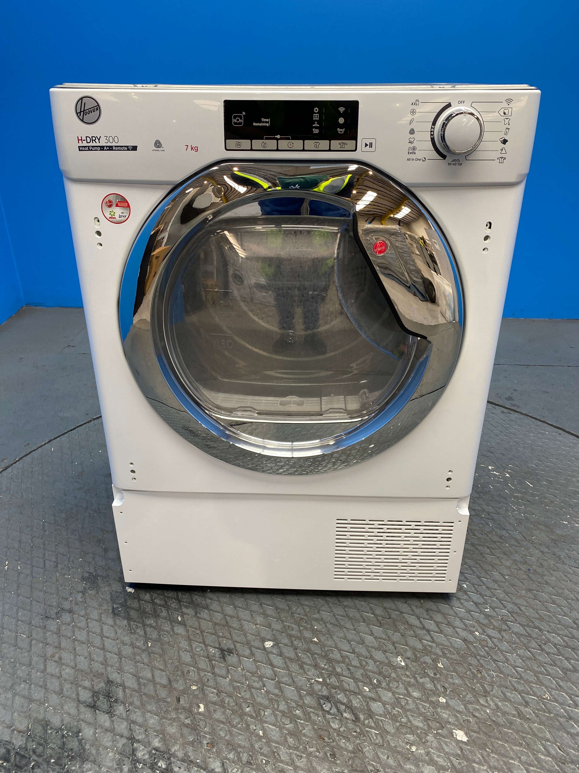 Hoover BATDH7A1TCE Integrated 7kg Heat Pump Tumble Dryer