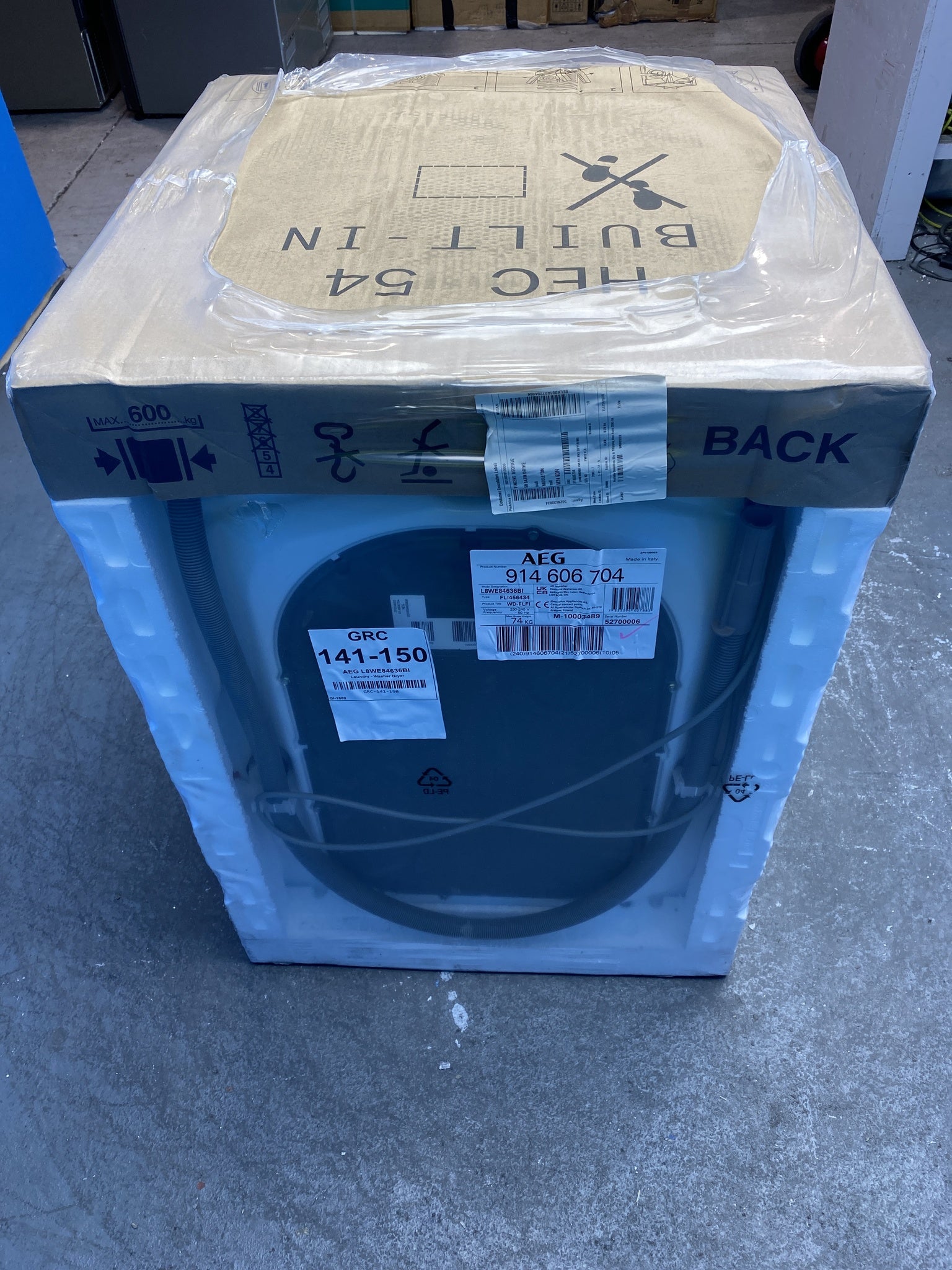 AEG 8000 PowerCare L8WE84636BI 8/4kg 1600rpm Integrated Washer Dryer