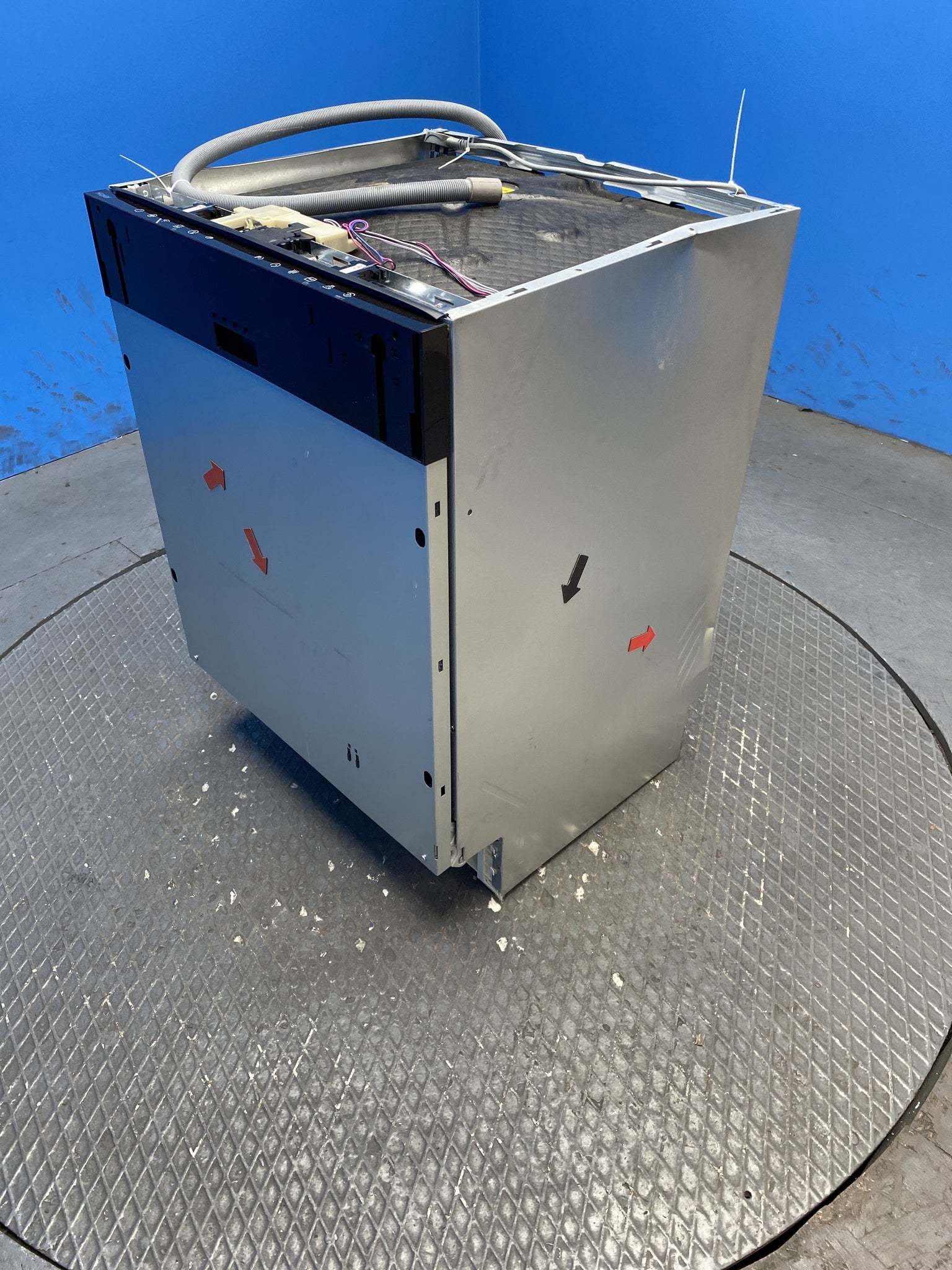 Haier XI6C4S3FSB Integrated 16 Place Dishwasher with Wi-Fi