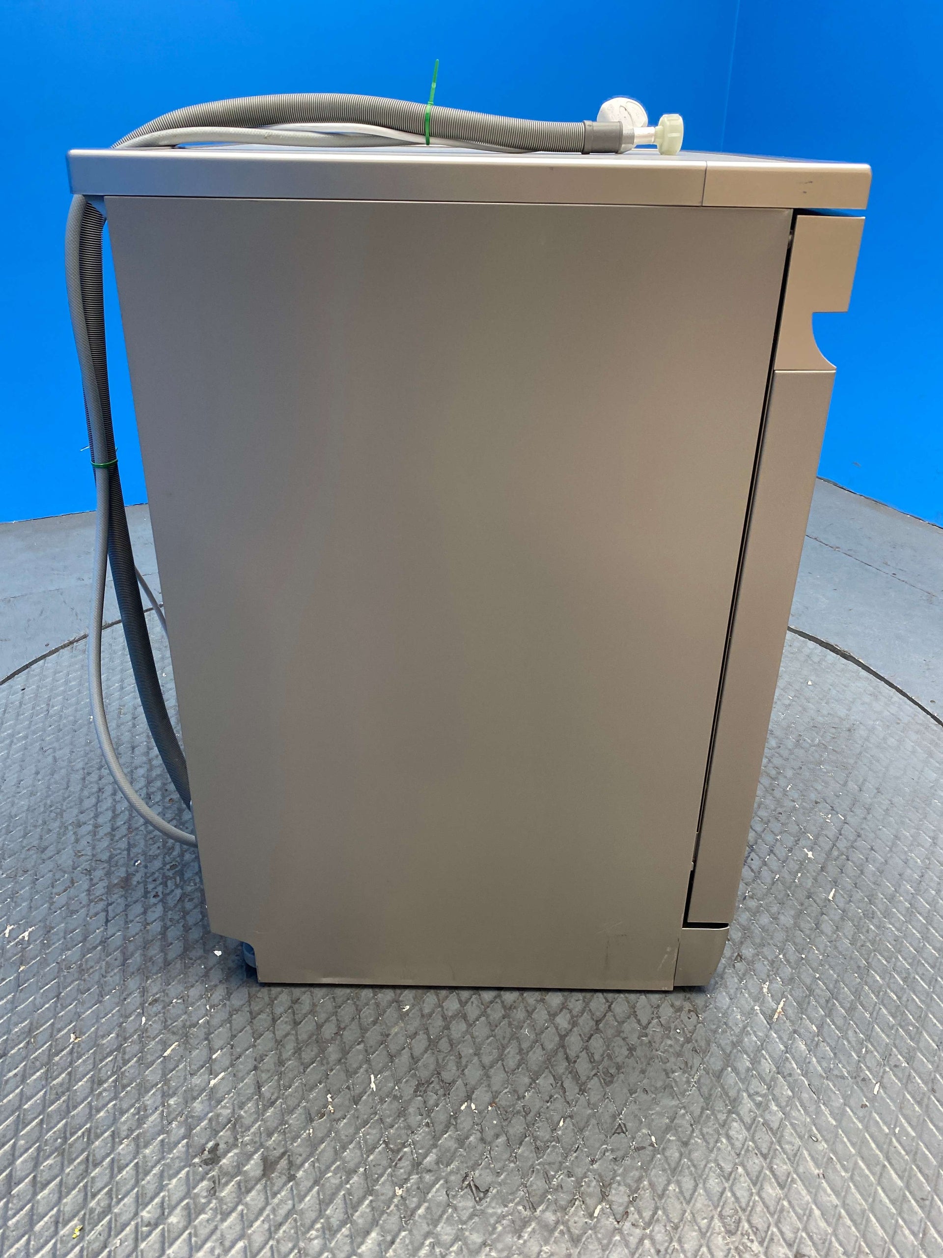 Midea MDWPF1233CS 12 Place Setting Dishwasher