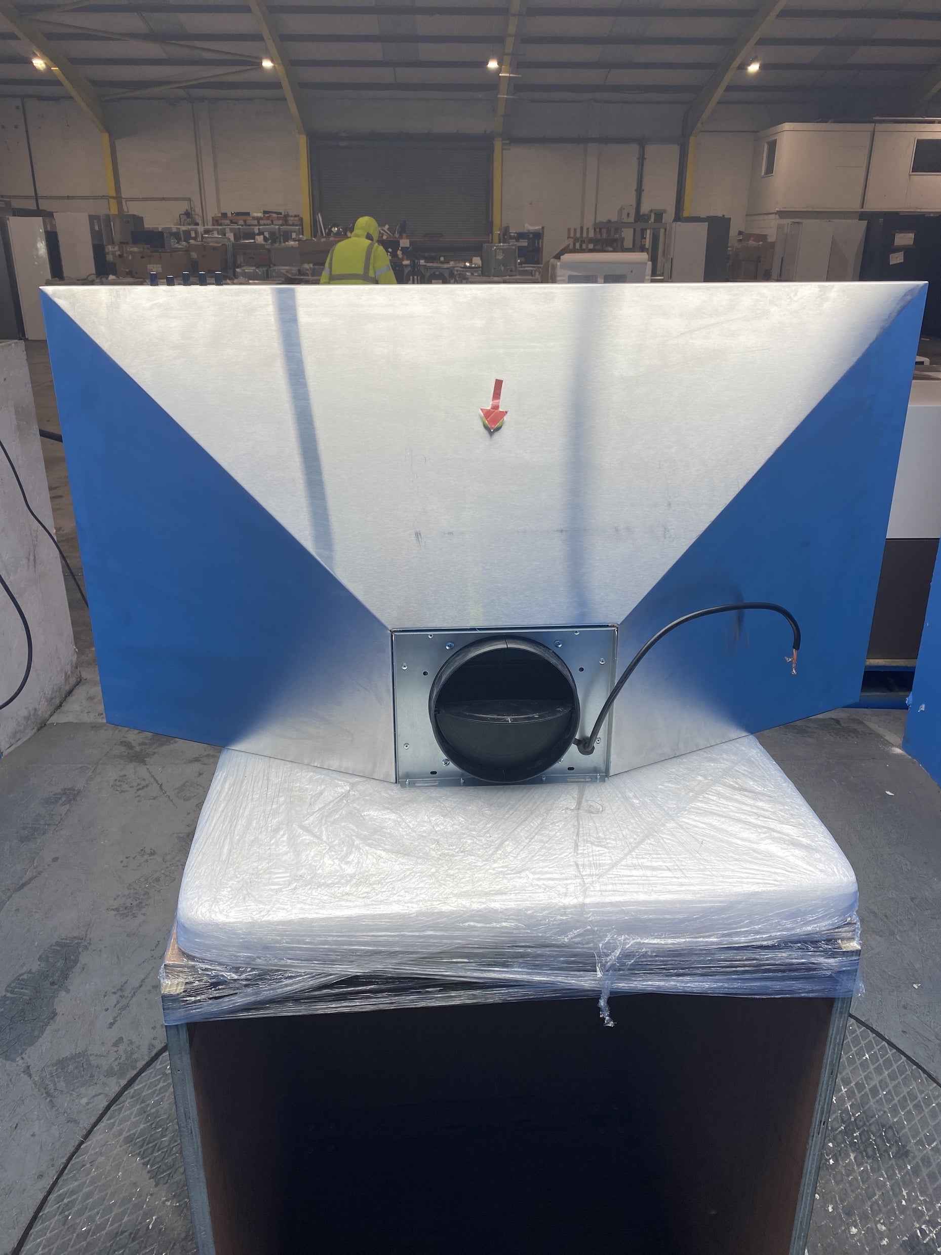 #GRC-147-470 - Candy CCE90NX/1 90cm Wall Mounted Stainless Steel Chimney Hood