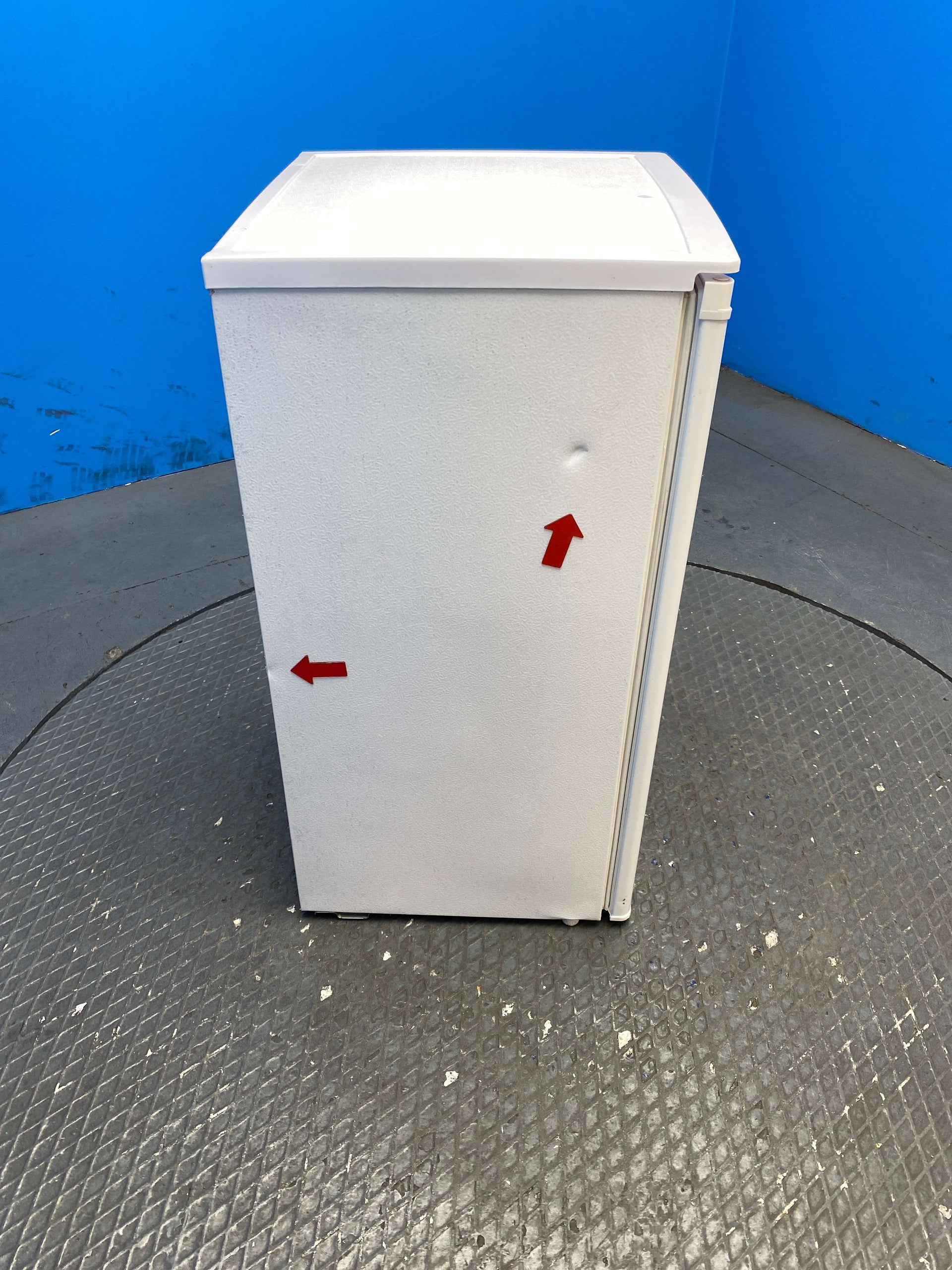 Igenix IG3960E 92 Litre Under Counter Larder Fridge