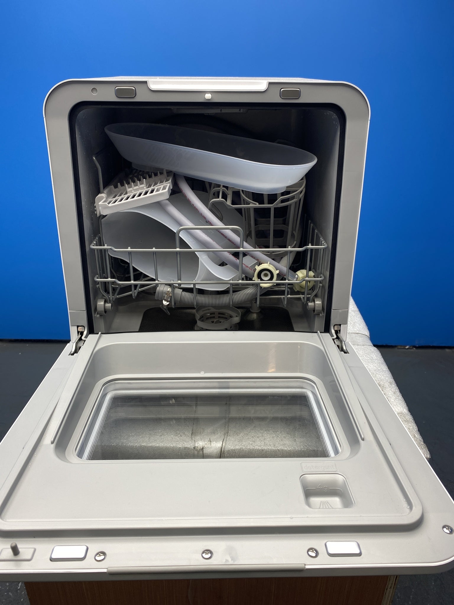 COMFEE' CDWMT305W Mini Plus Tabletop Dishwasher