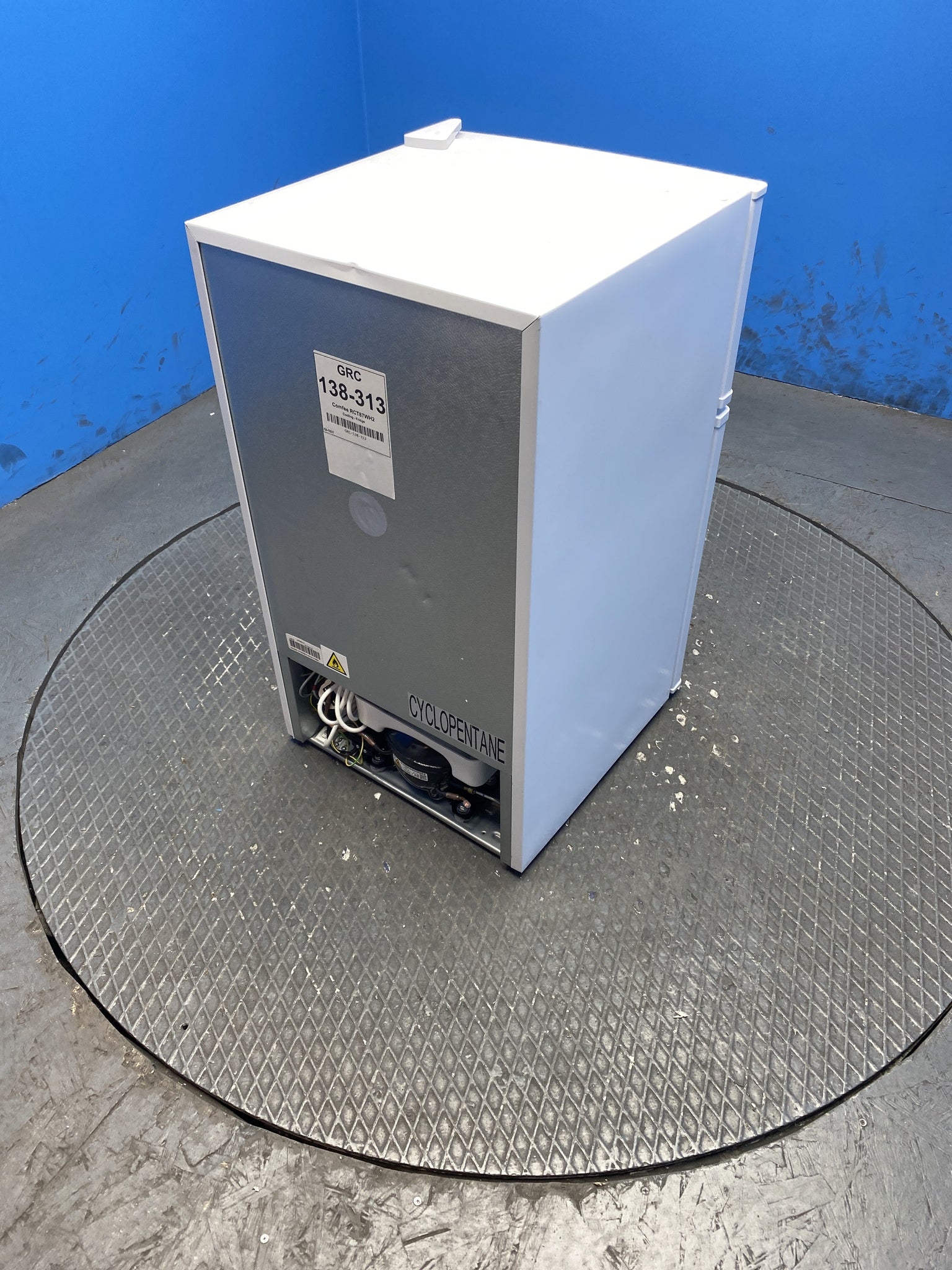 COMFEE’ RCT87WH2(E) 87L Under Counter Fridge Freezer