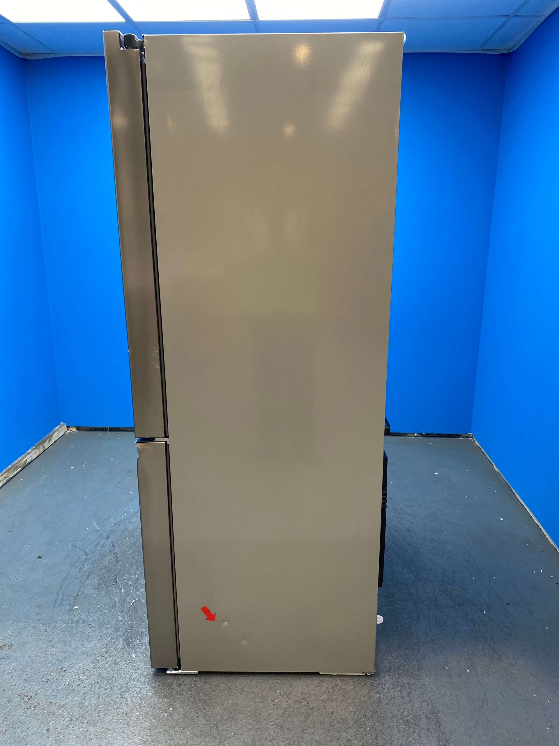 Bosch Series 4 KFN96APEAG 605 Litre American Fridge Freezer