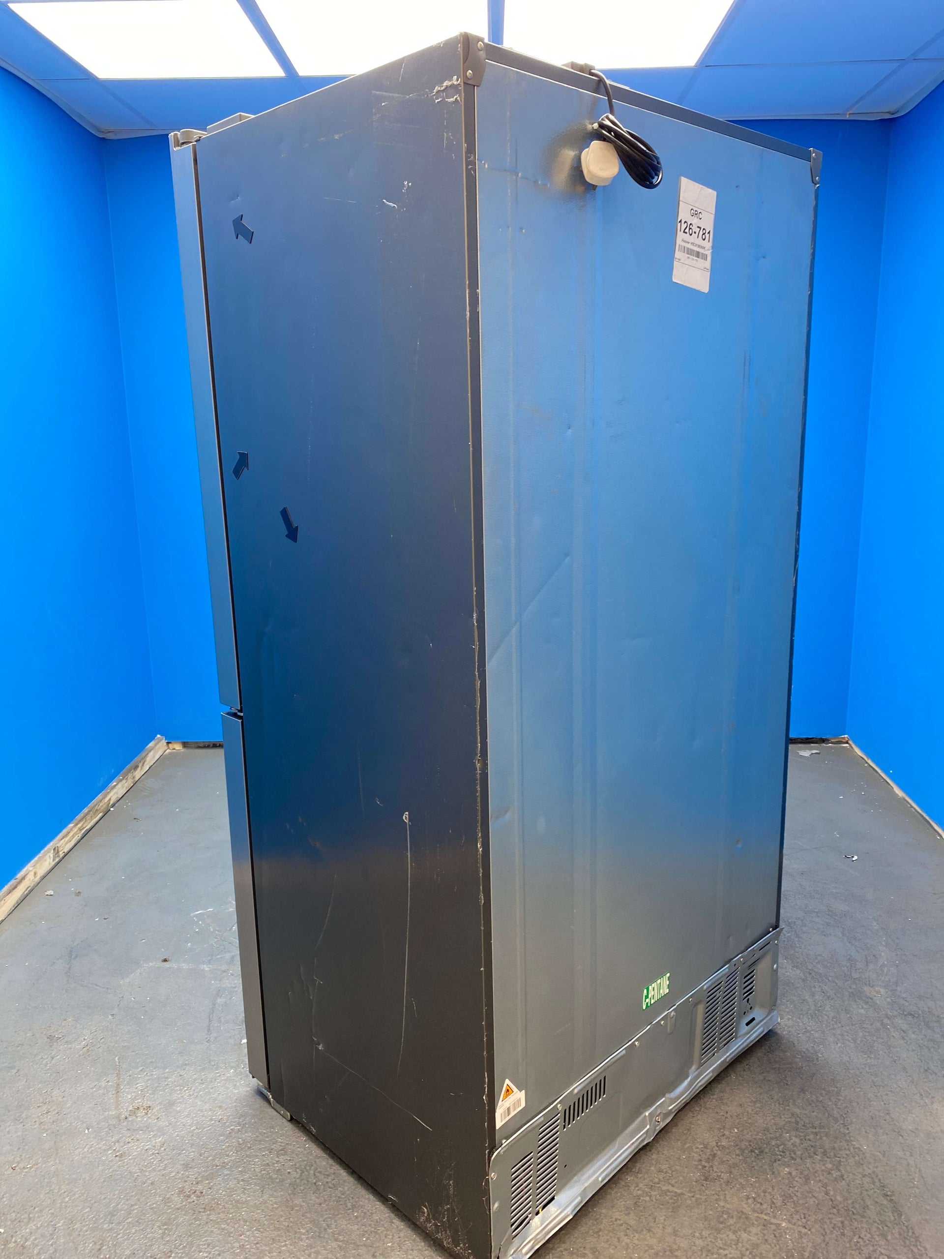 Hoover HSC918ENXK 567L No Frost American Style Fridge Freezer