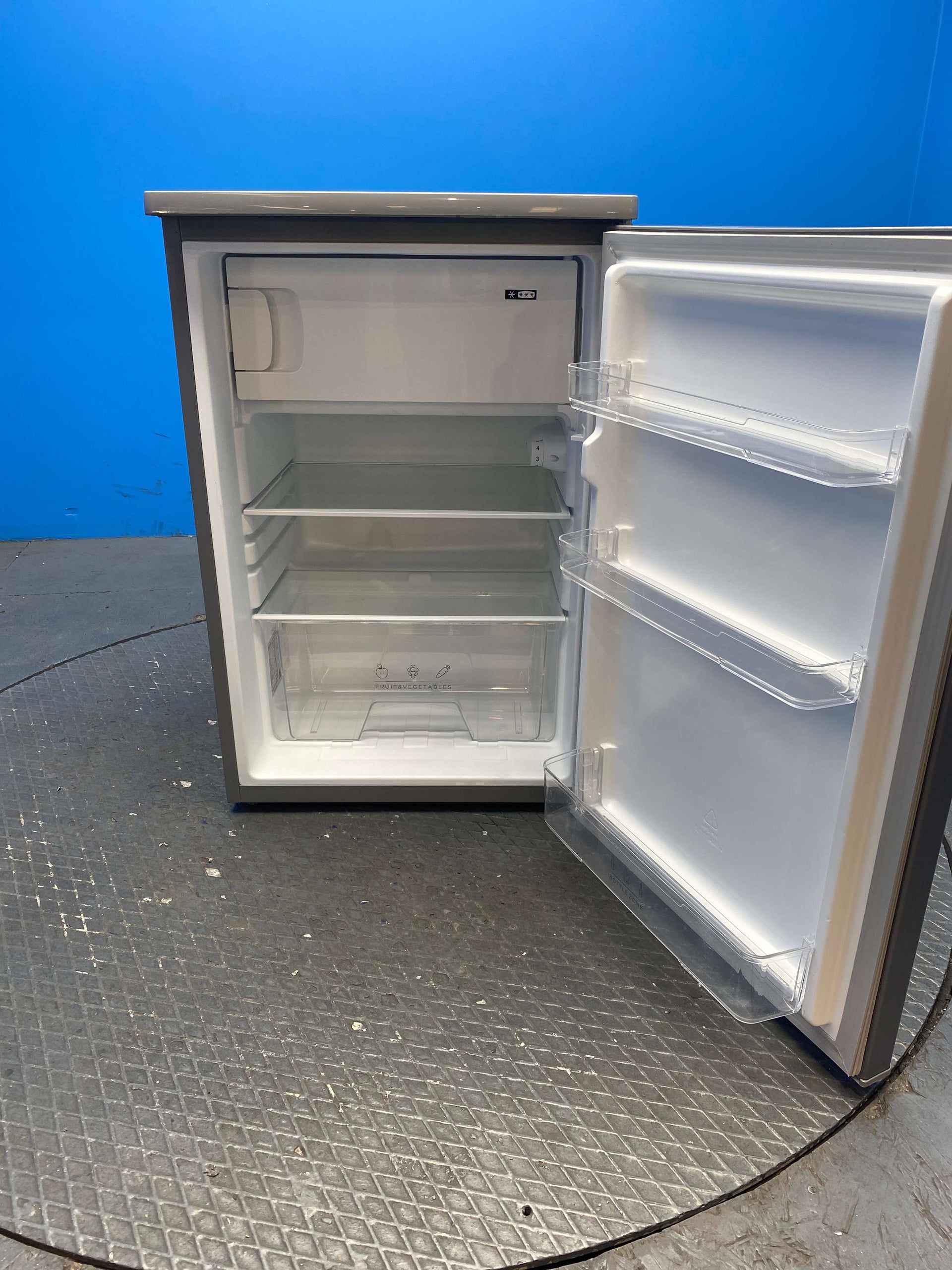 Statesman R155S 55cm Under Counter Fridge