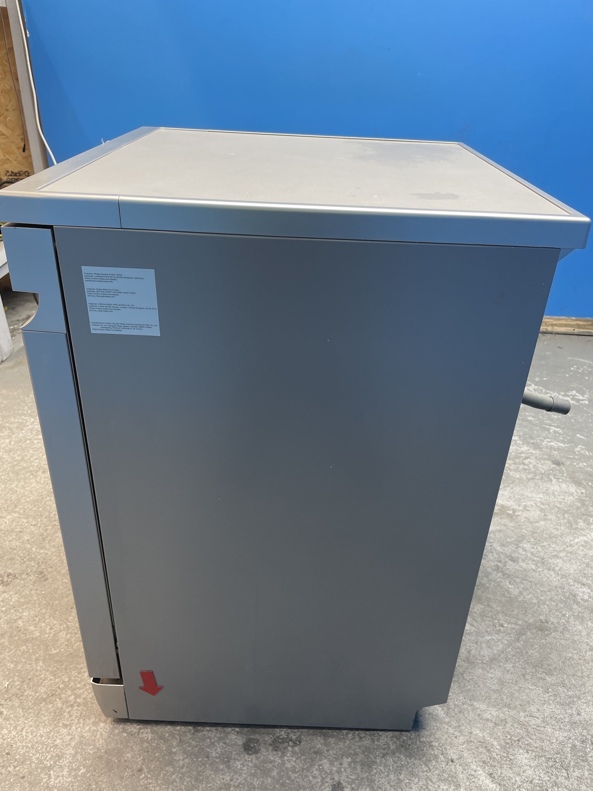 #GRC-158-791 - Midea MDWEF1433D 14 Place Full Size Dishwasher in Silver