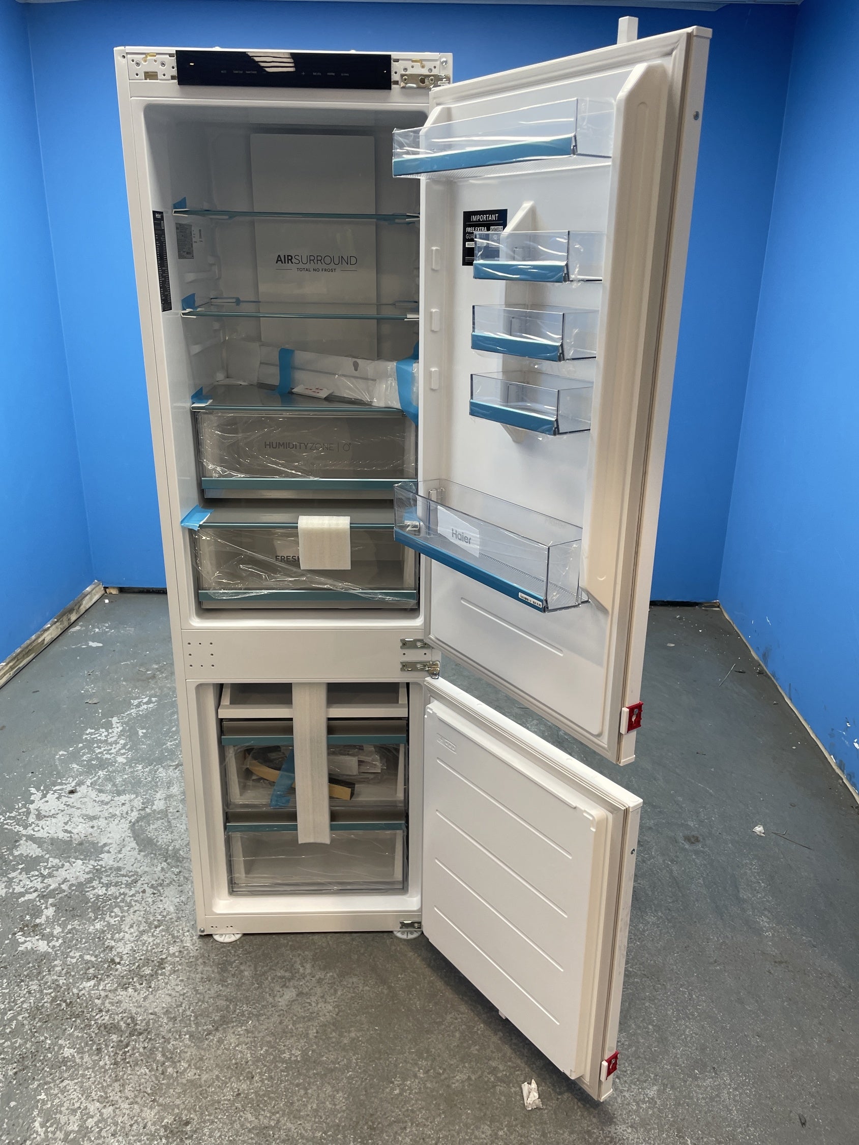 #GRC-156-916 - Haier Series 6 HBQW5518EK Built-In No Frost Fridge Freezer