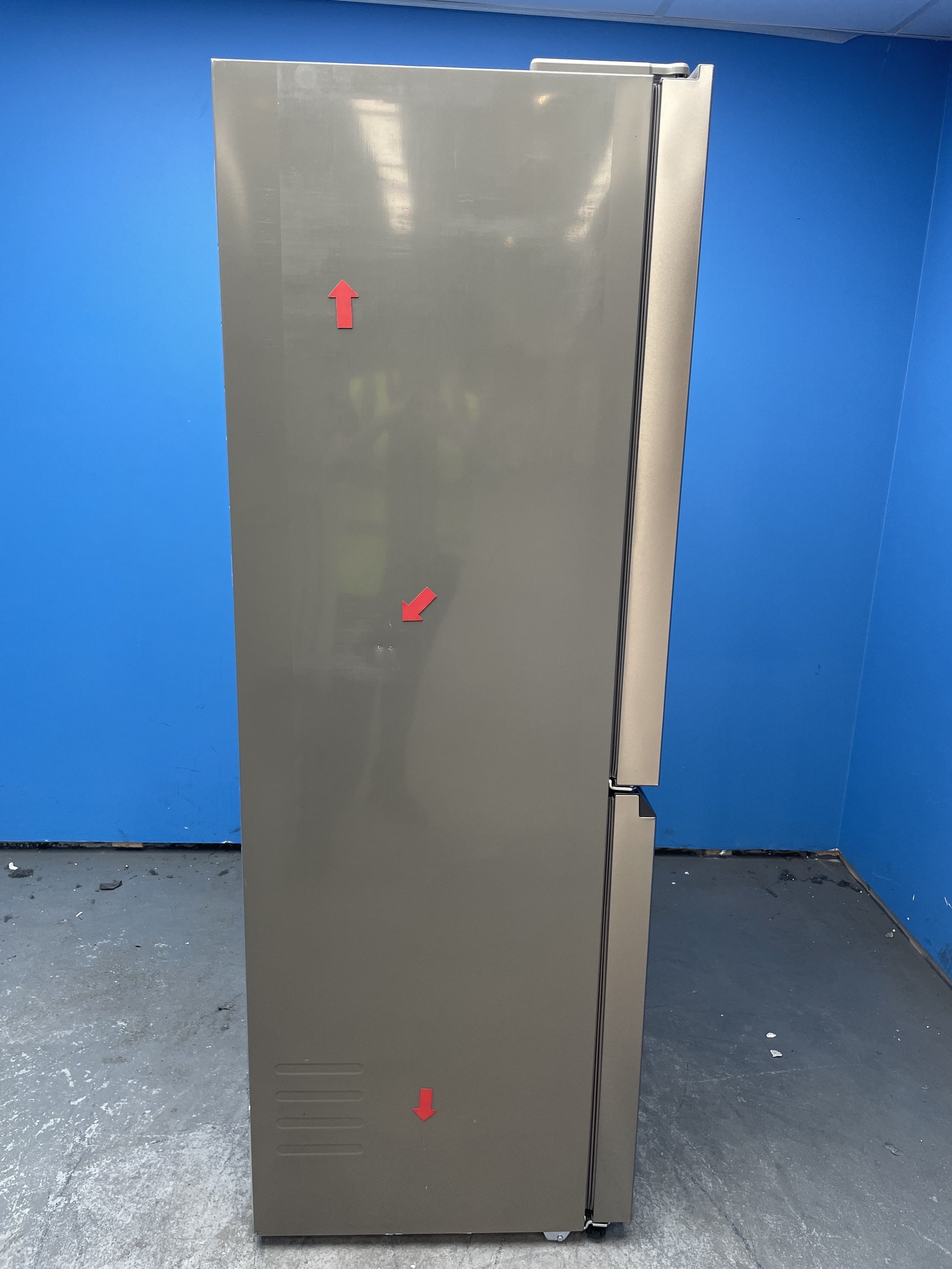 #GRC-157-898 - Haier HCR7818DNMM Cube 83 Total No Frost American Fridge Freezer