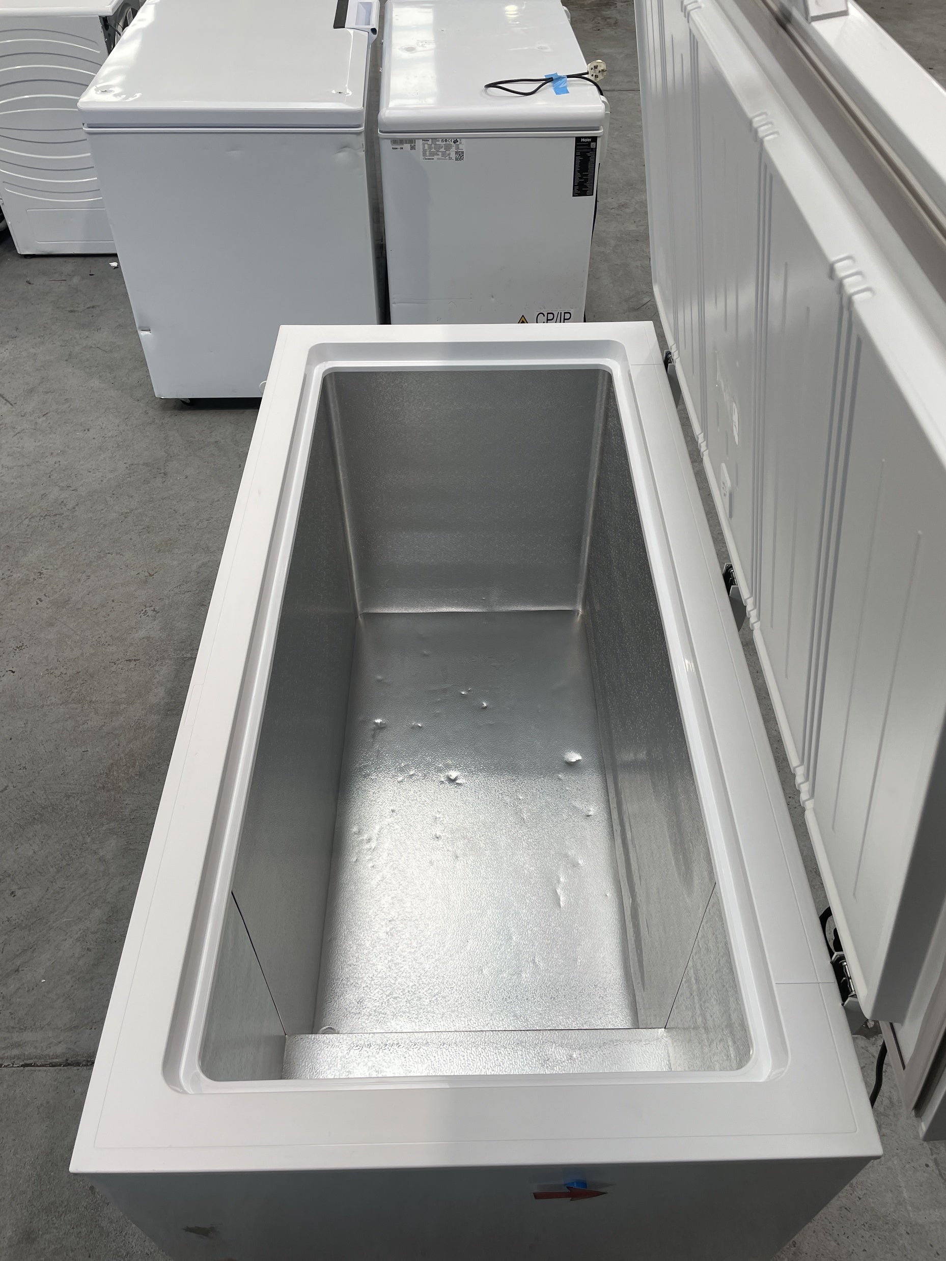 #GRC-136-243 - Hisense FC571D4AWLYE 372L Winter Guard Chest Freezer