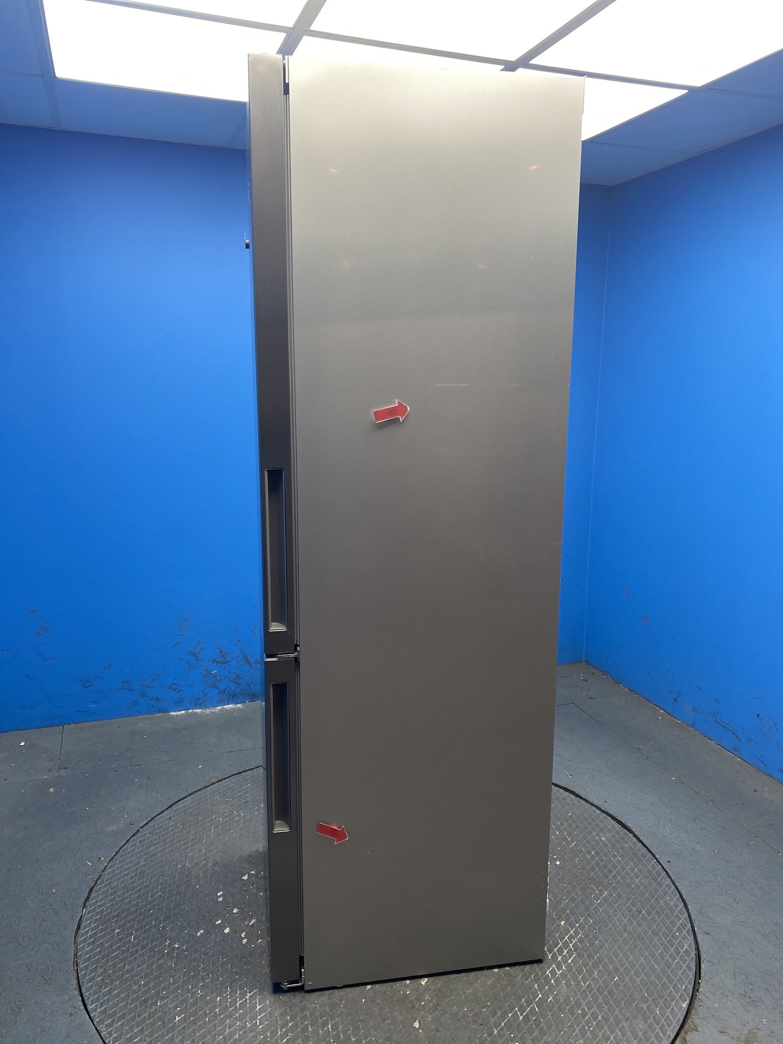 Miele KFN4395DD 371 Litre 60cm Frost Free Fridge Freezer