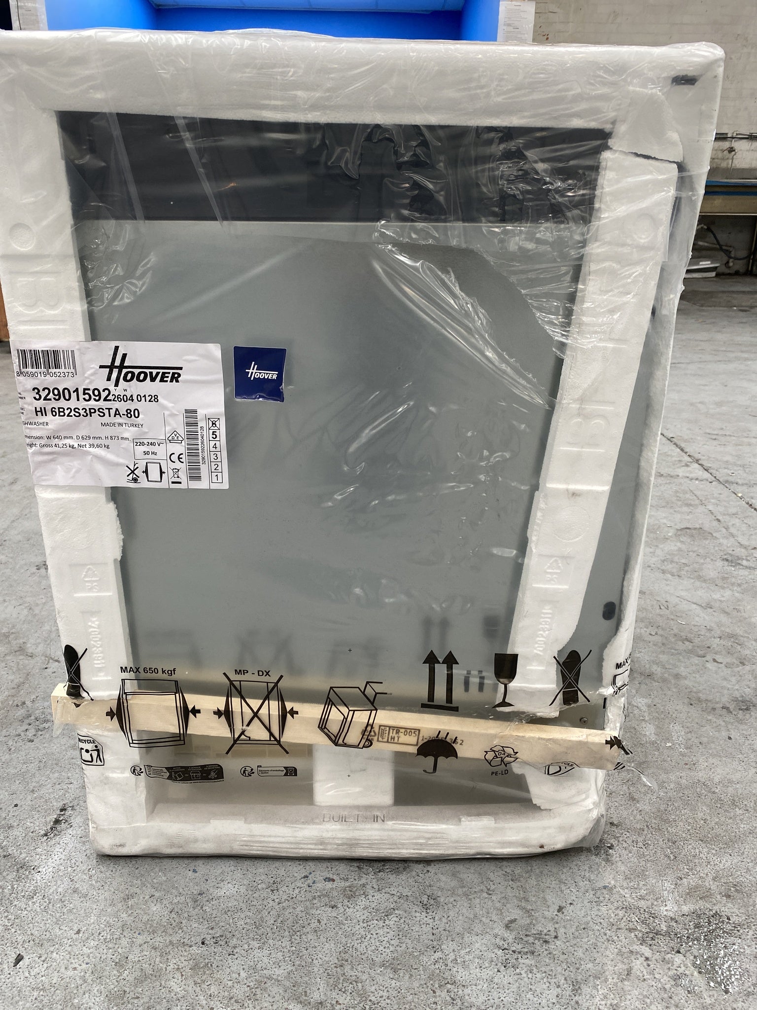 HI 6B2S3PSTA 80 Integrated 16 Place Setting Dishwasher