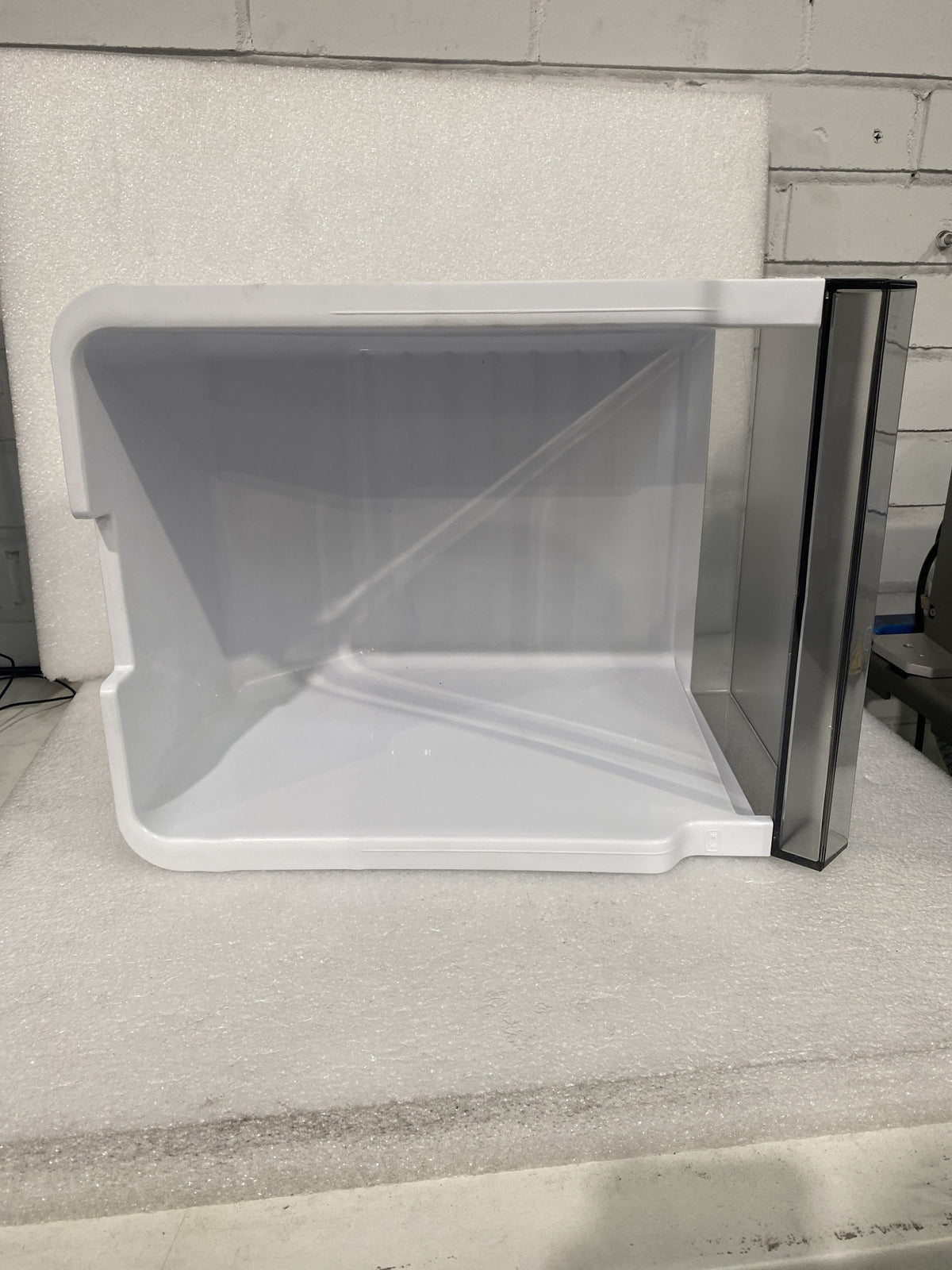 #GRC-158-721 - Samsung RS90F66BEFEU Fridge Freezer Drawer