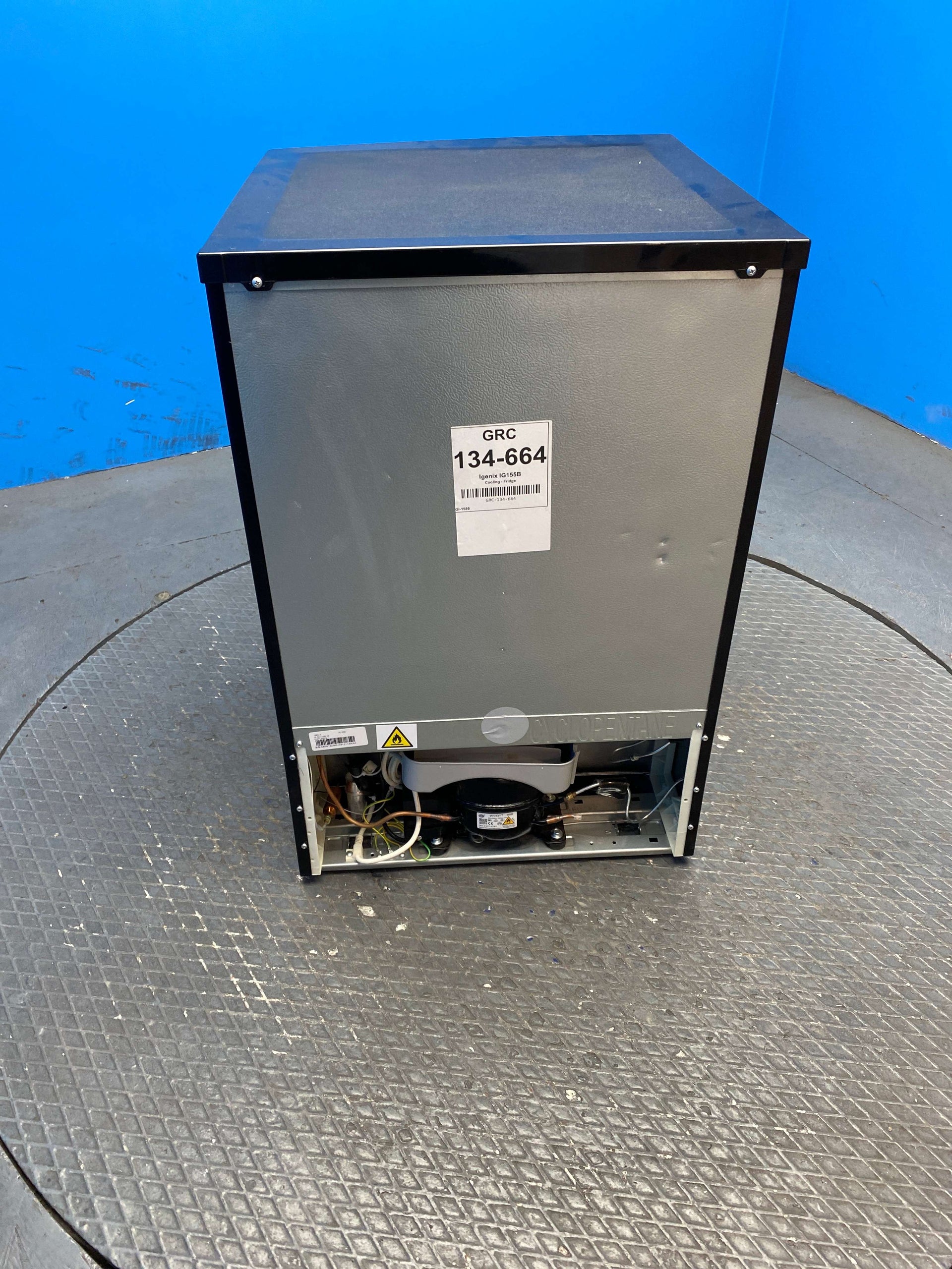 Igenix IG155B 109 Litre Under Counter Fridge with Ice Box