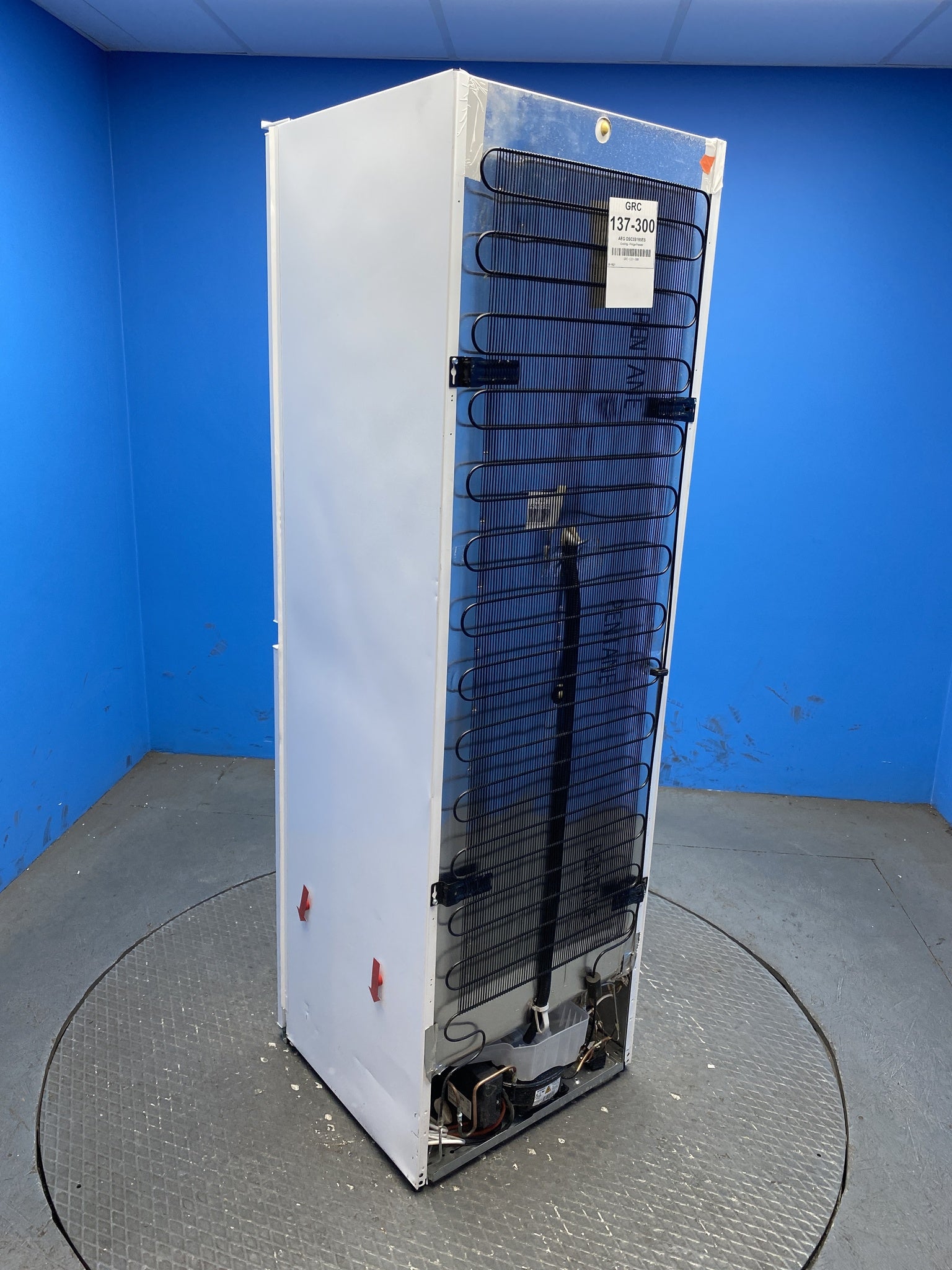 AEG OSC5S185ES 5000 Series Integrated Low Frost Fridge Freezer