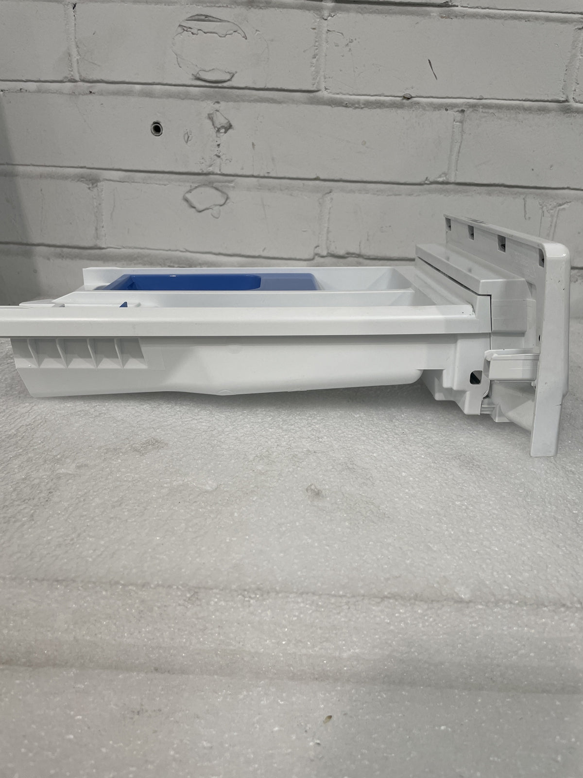 #GRC-157-442 - Haier HW130-BP14357U1 Washing Machine Dispenser Drawer