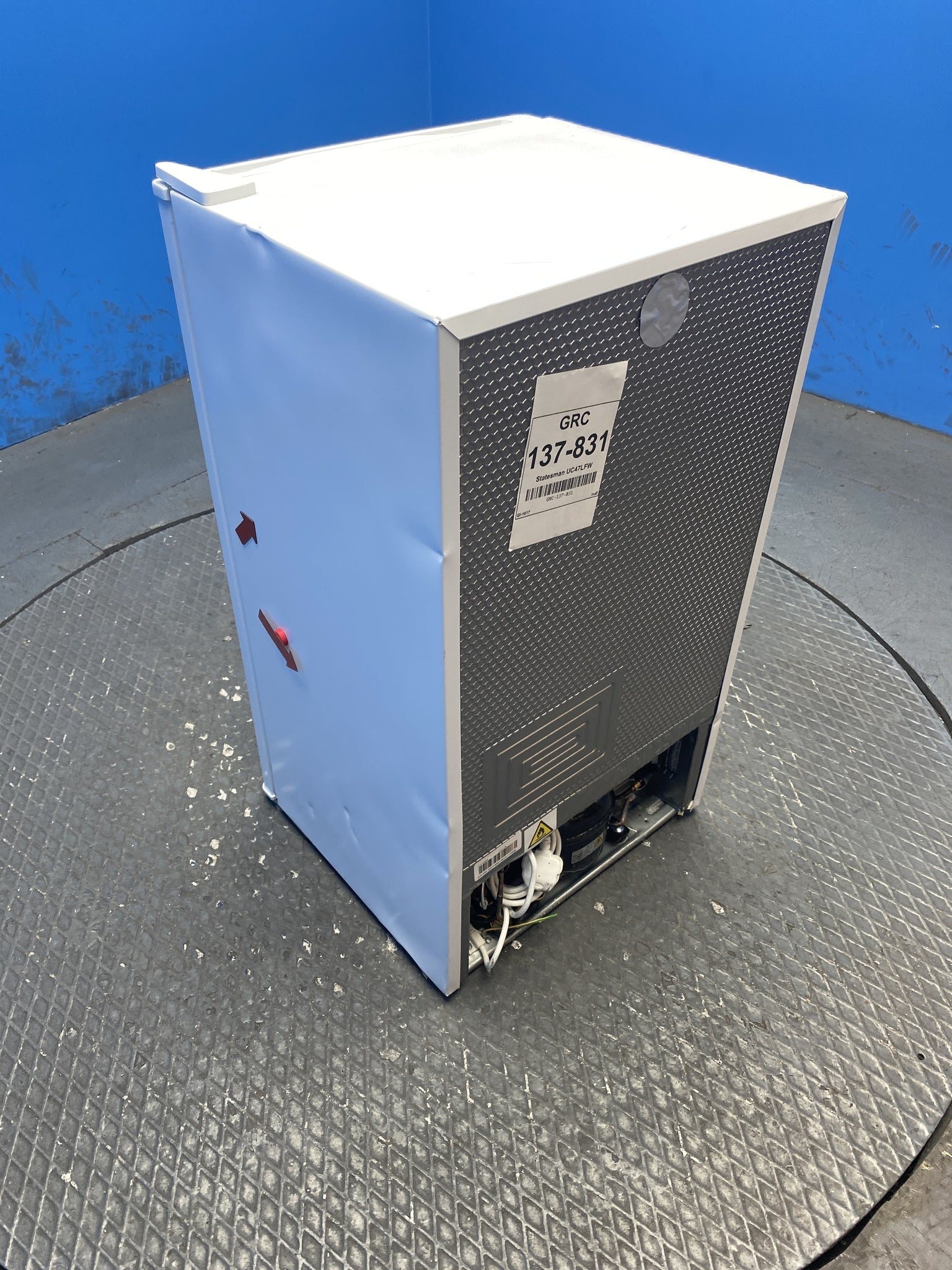 Statesman UC47LFW 93 Litres Under Counter Fridge