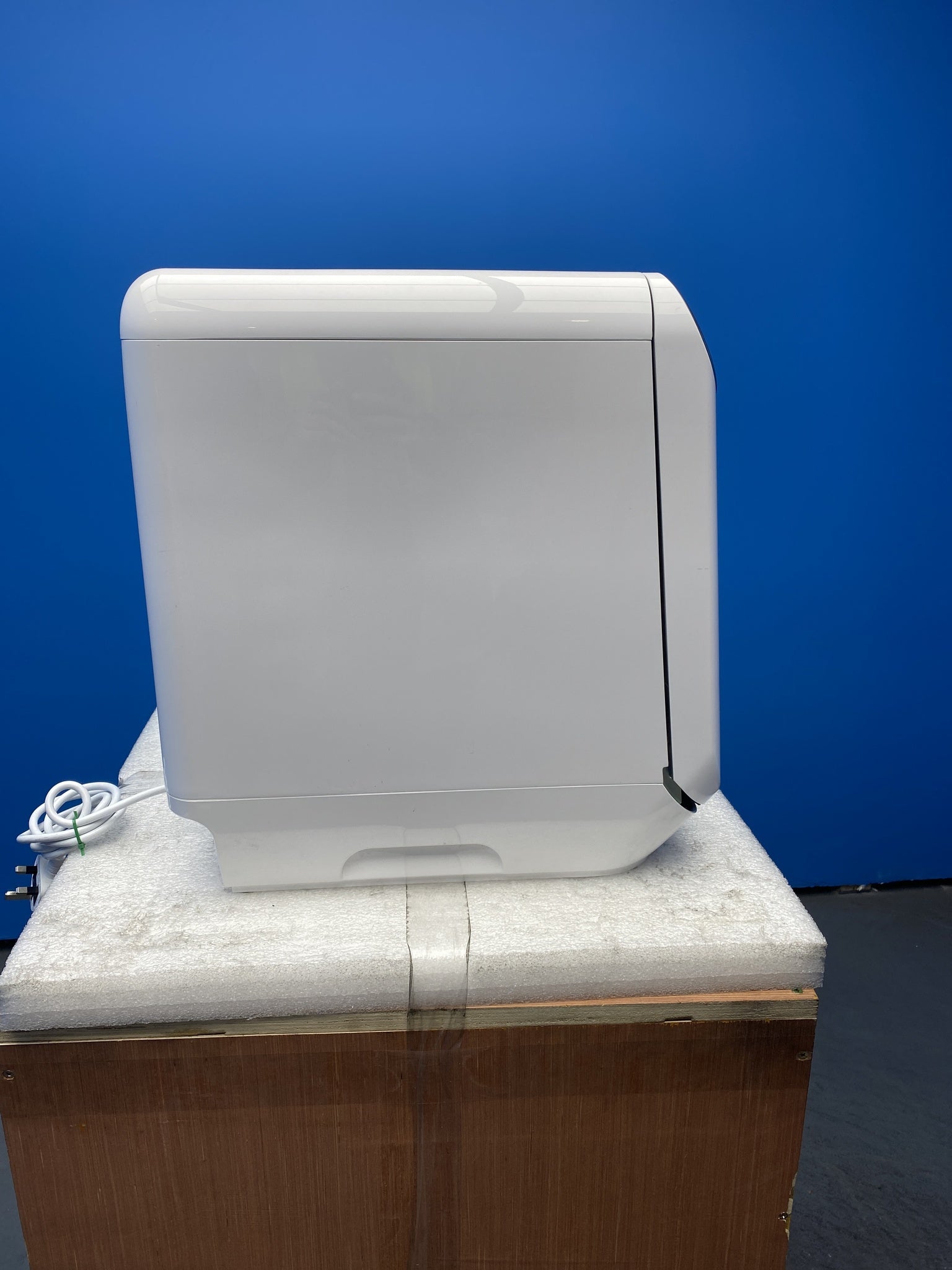 COMFEE' CDWMT305W Mini Plus Tabletop Dishwasher