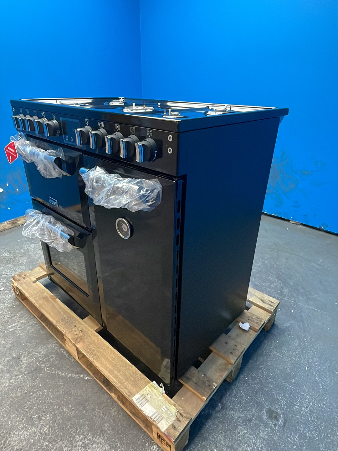 #GRC-164-322 - Stoves Richmond 90cm Dual Fuel Range Cooker – 174L, 3 Ovens, SteamCleanse, Black