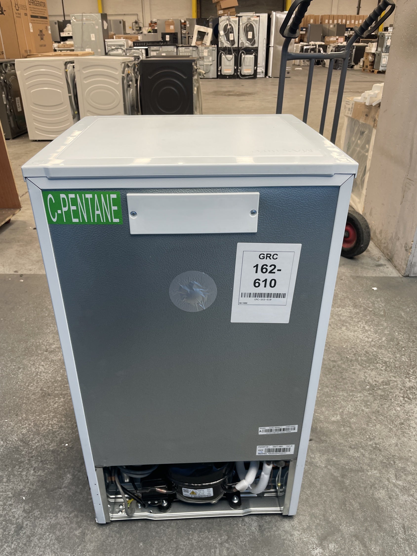 #GRC-162-610 - Hoover HUHS 38EWK-1 60 Litre Undercounter Upright Freezer