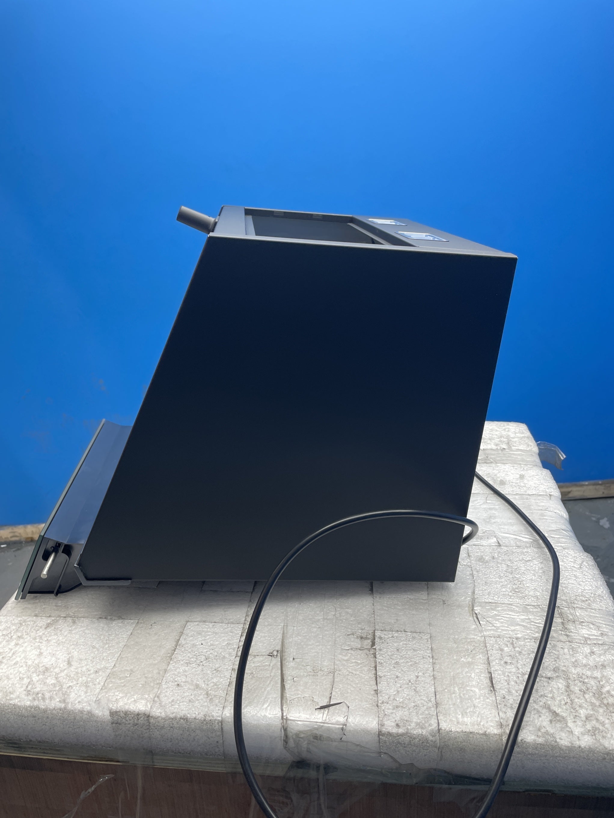 #GRC-158-116 - Bosch DWK87FN60B 80cm Built-in Angled Chimney Cooker Hood