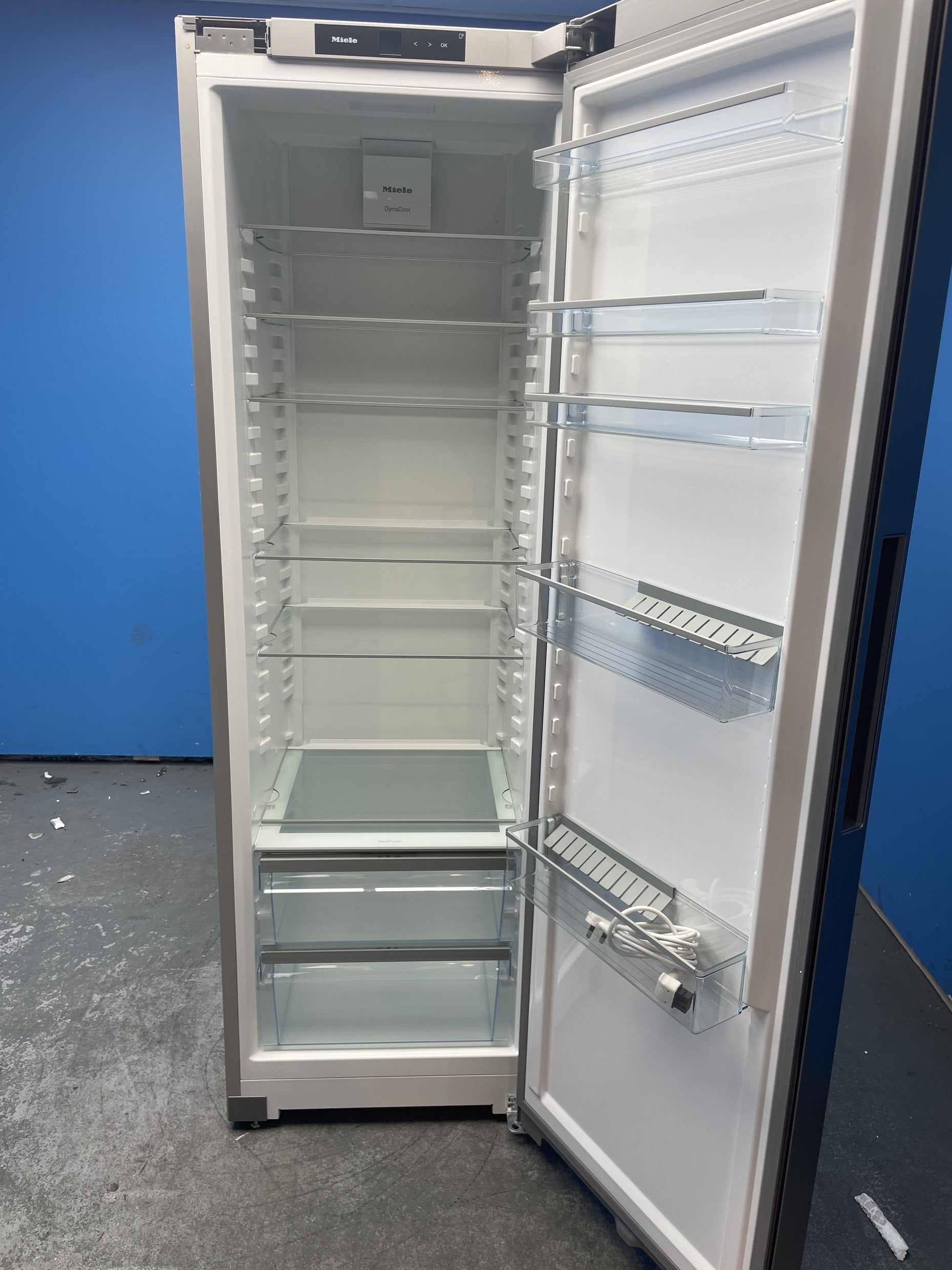 #GRC-158-074 - Miele KS4383DD 399 Litre Freestanding Larder Fridge