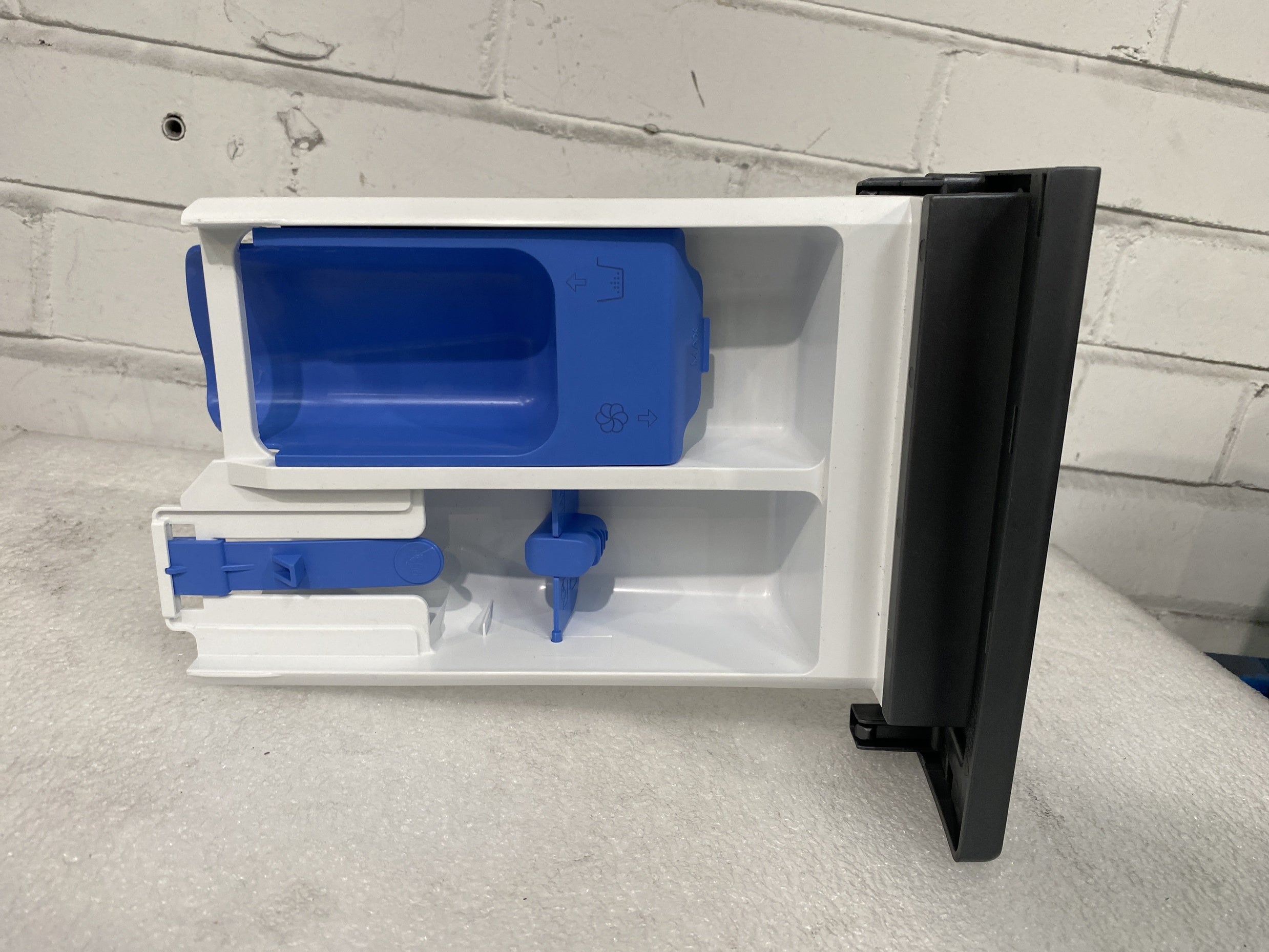 #GRC-158-149 - Haier HW90-BP14357GTU1 Washing Machine Dispenser Drawer