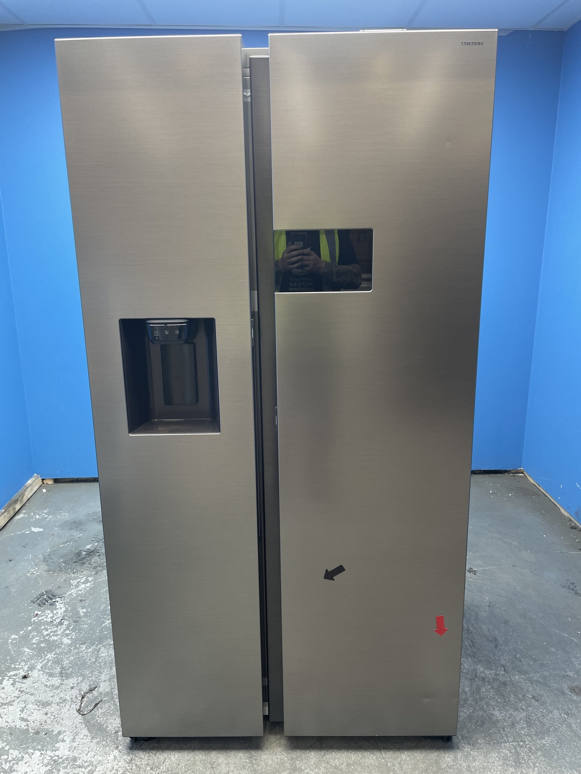 #GRC-145-332 - Samsung Bespoke AI Series 9 RS90F64EETEU American Fridge Freezer